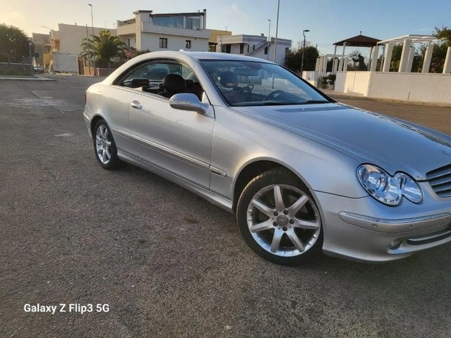 Mercedes-Benz CLK 270 CLK Coupe 270 CDI Elegance Silber - 1
