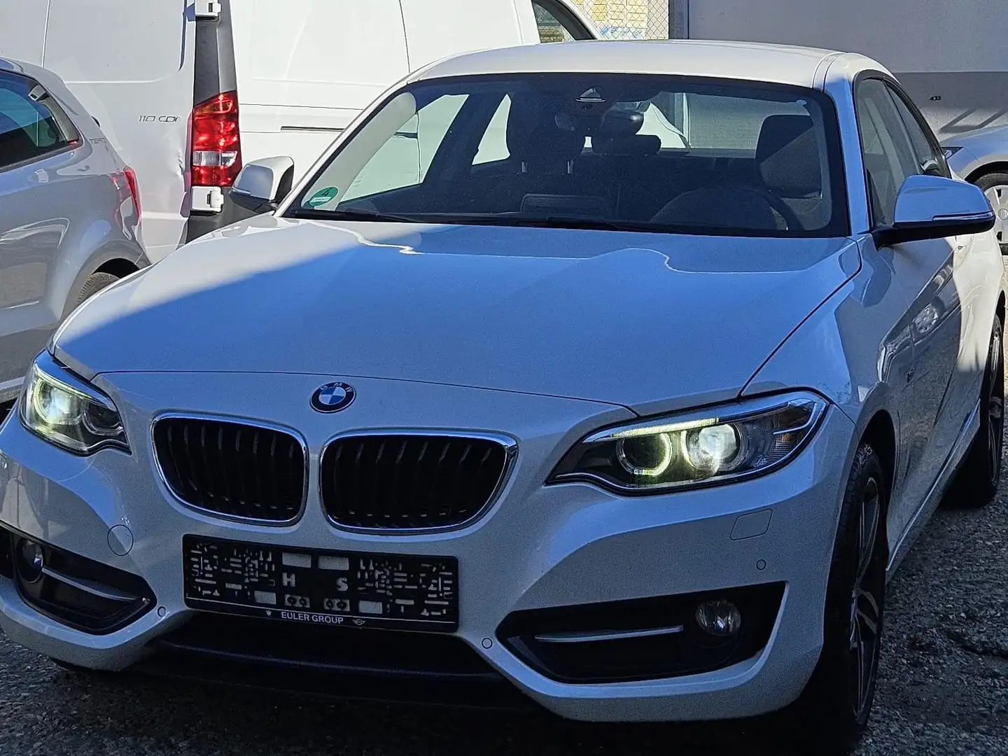 BMW 218 218 i Coupe Sport Line Weiß - 1