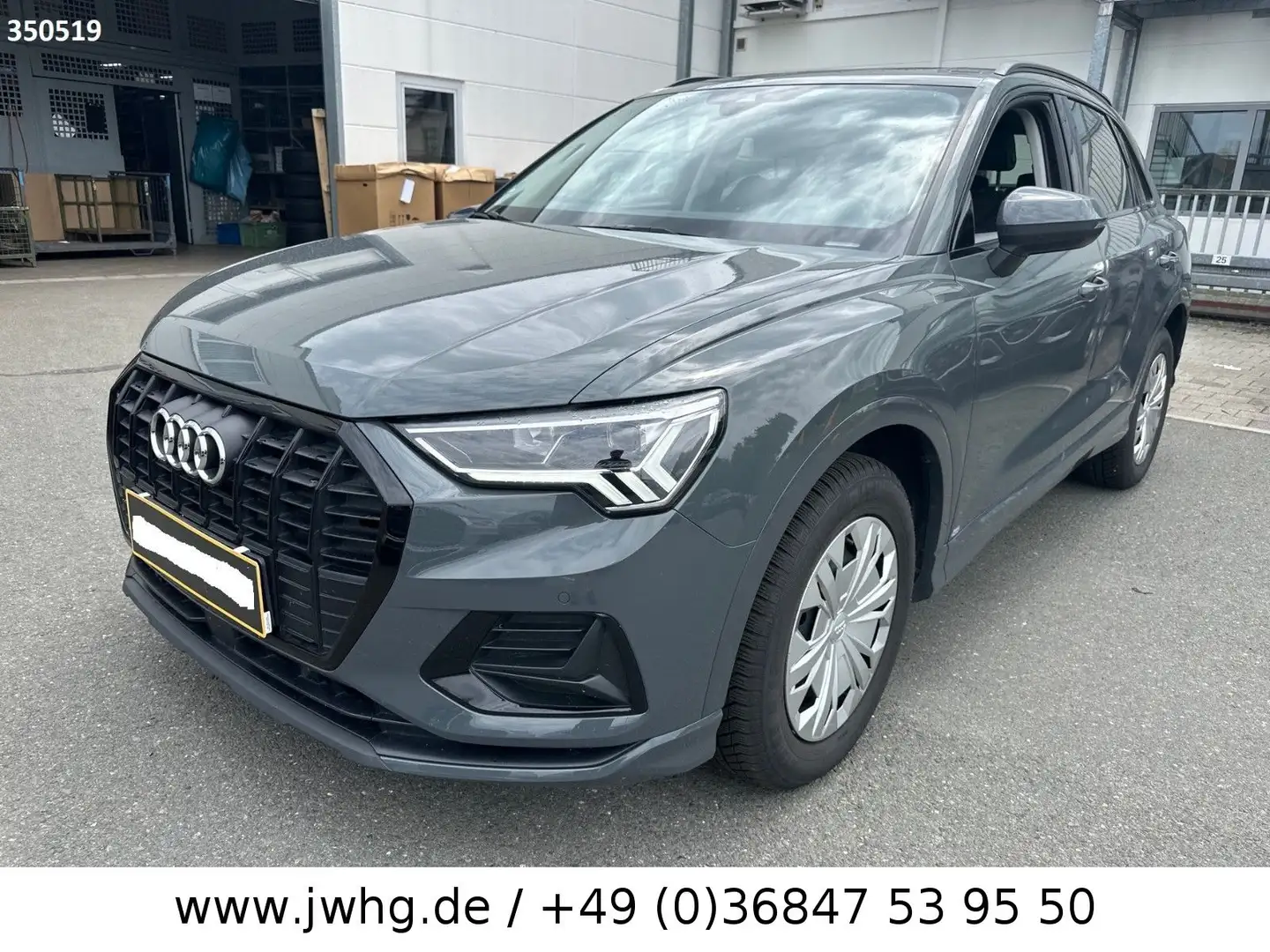 Audi Q3 35 Sport NAVI+/ACC+/LED+/PANO/AHK/19" Grau - 1