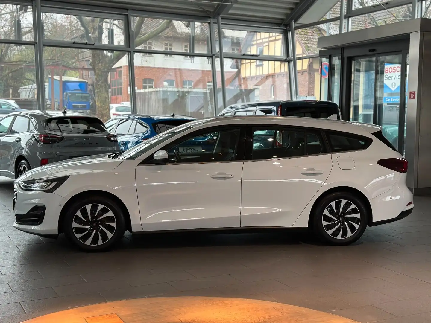 Ford Focus Turnier Titanium 1.5 #KAMERA #NAVI #SYNC4 Blanc - 2