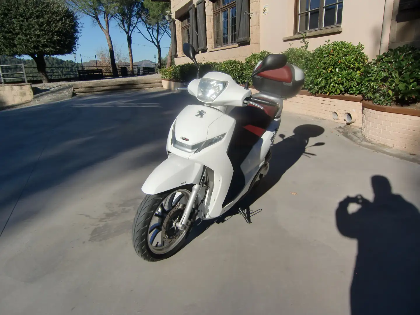 Peugeot Belville 125 Allure Blanc - 2