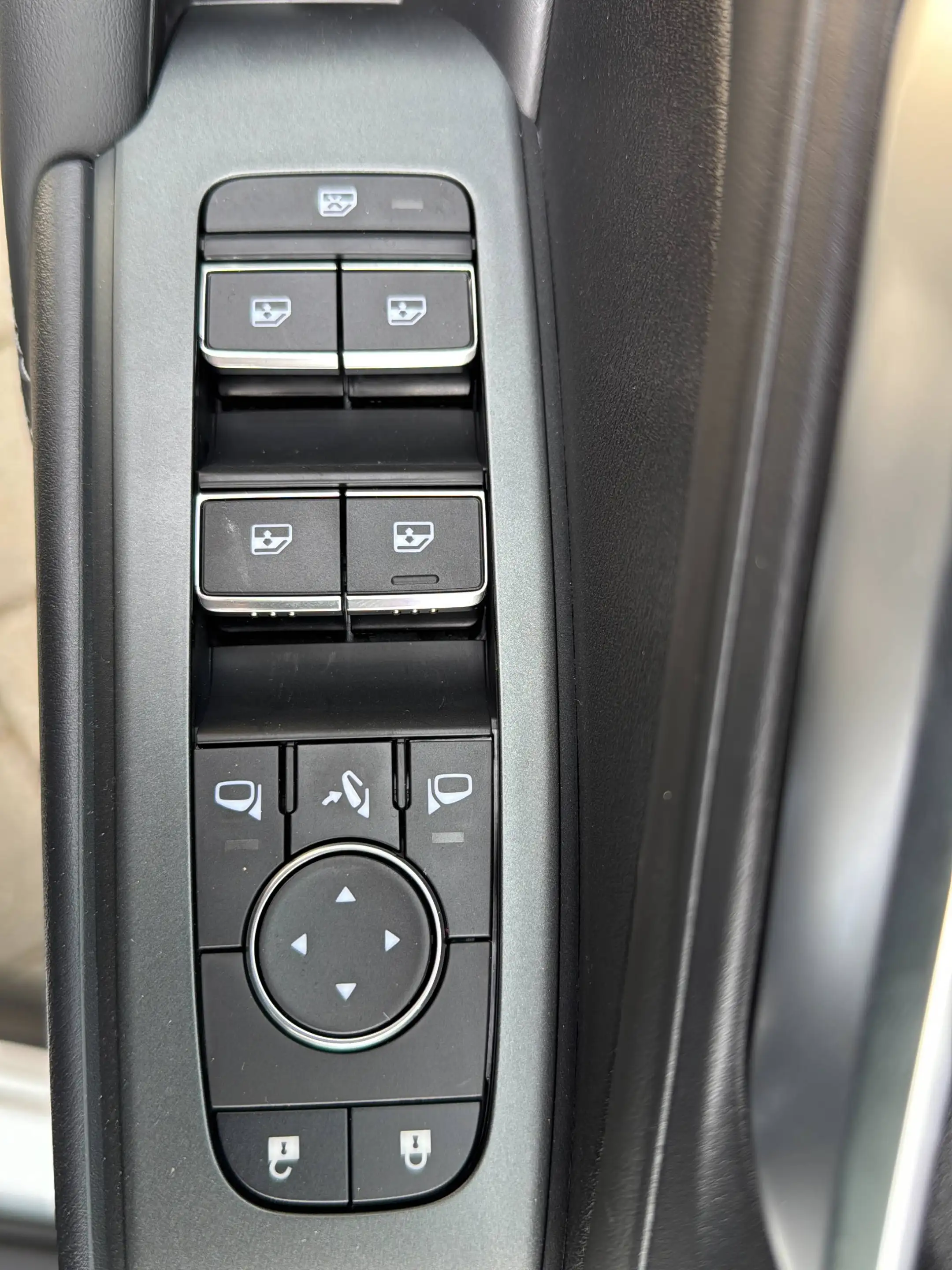Nissan Qashqai 1.5 N-Connecta e-Power 4x2 /%SSV% — photo 9