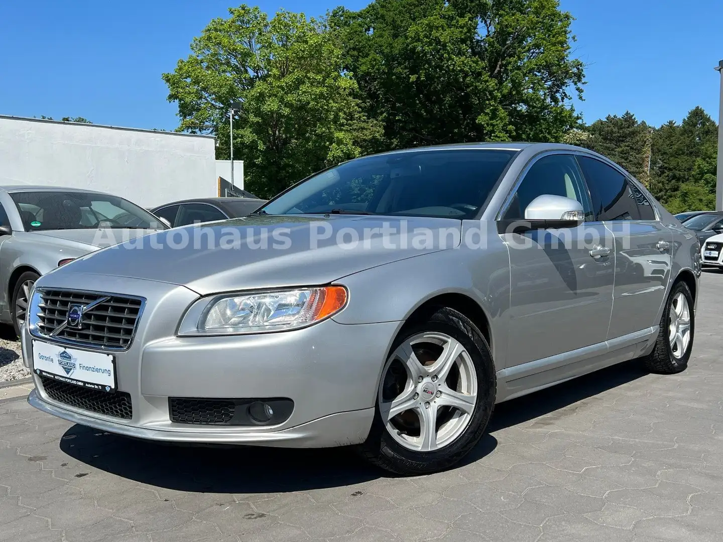Volvo S80 Lim. 2.5 T Momentum/LL S-Heft/Tempo/HU NEU Silber - 2