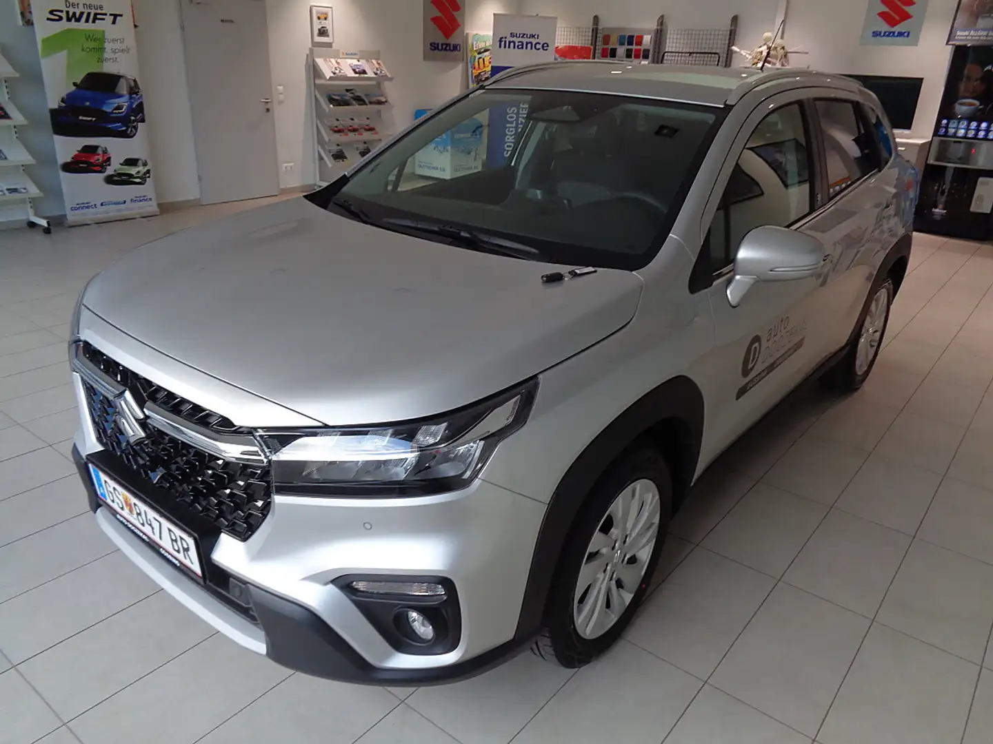 Suzuki S-Cross 1,4 Hybrid ALLGRIP shine Silber - 2