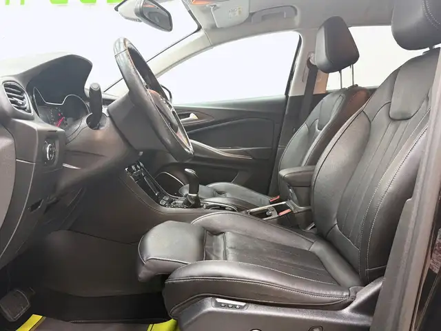 Opel Grandland view 11
