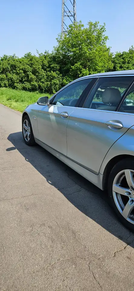 BMW 525