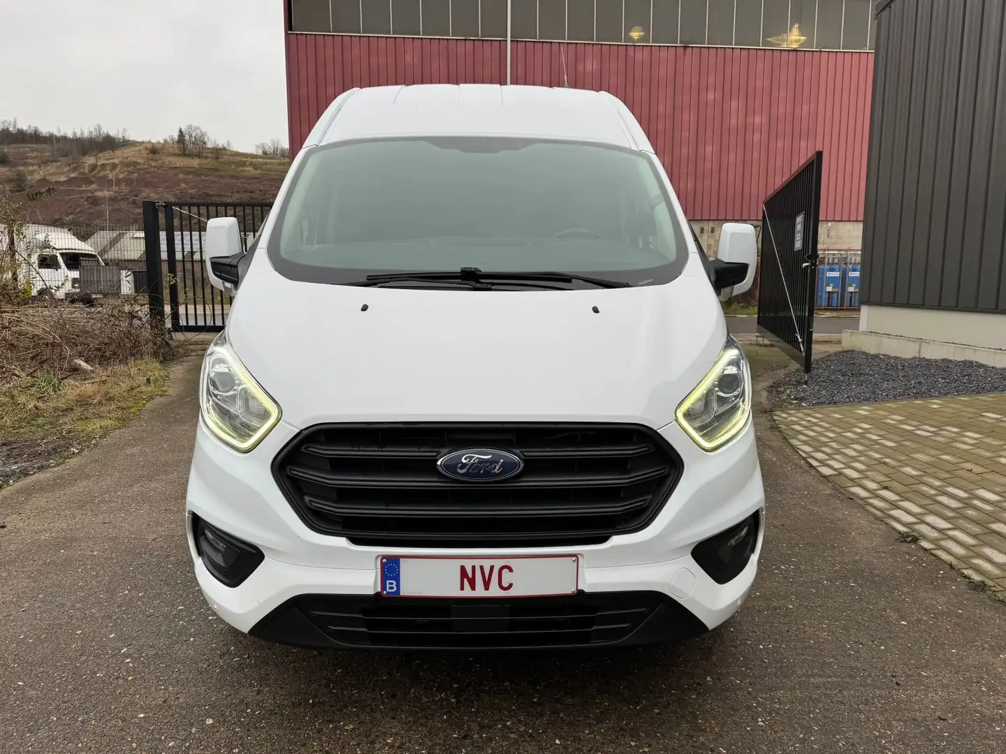 Ford Transit Custom 2.0 130cv H2 Automat 3 Places/GPS/Sièges chauf. Weiß - 2