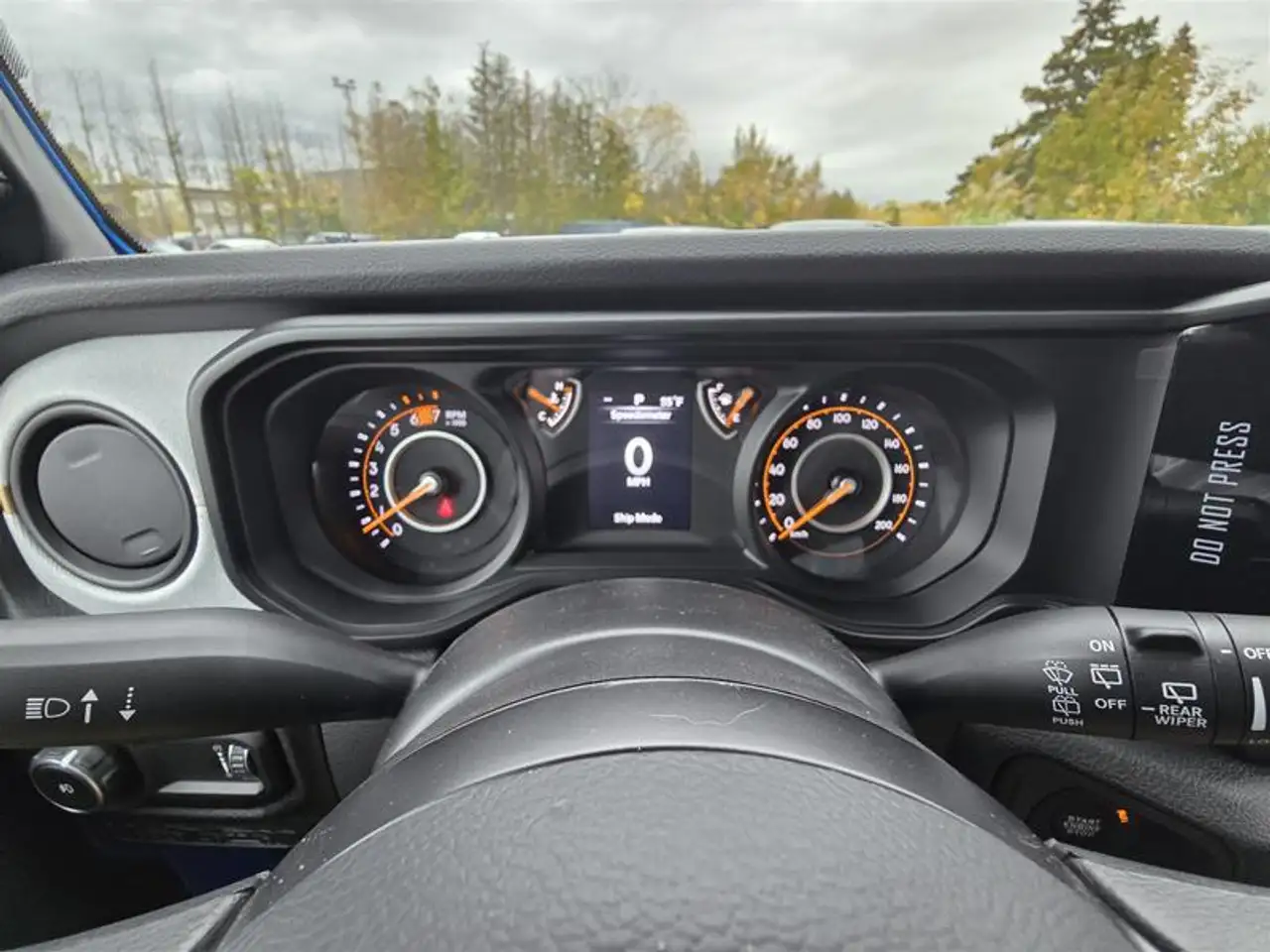 Jeep Wrangler снимка Jeep Wrangler