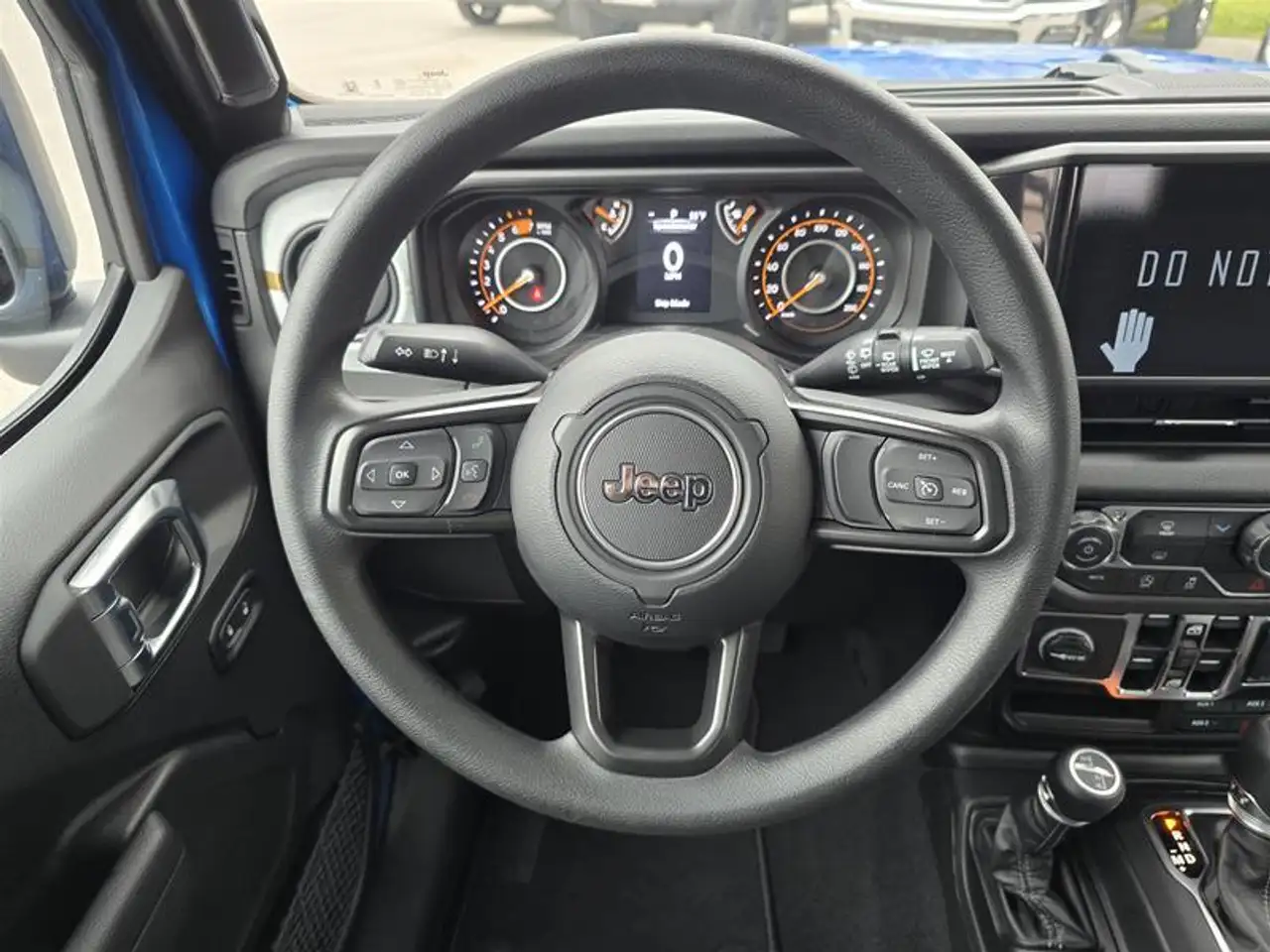 Jeep Wrangler снимка Jeep Wrangler