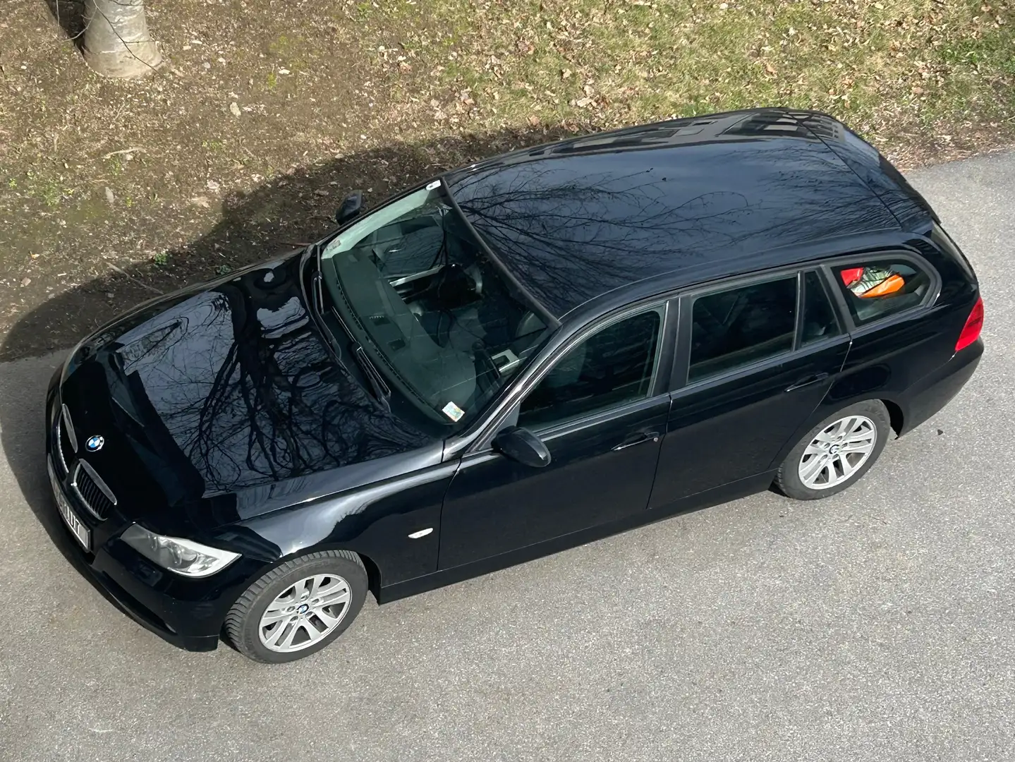 BMW 320 320d Touring Schwarz - 1