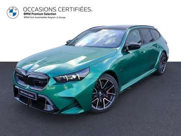 4.4 V8 PHEV 727ch
