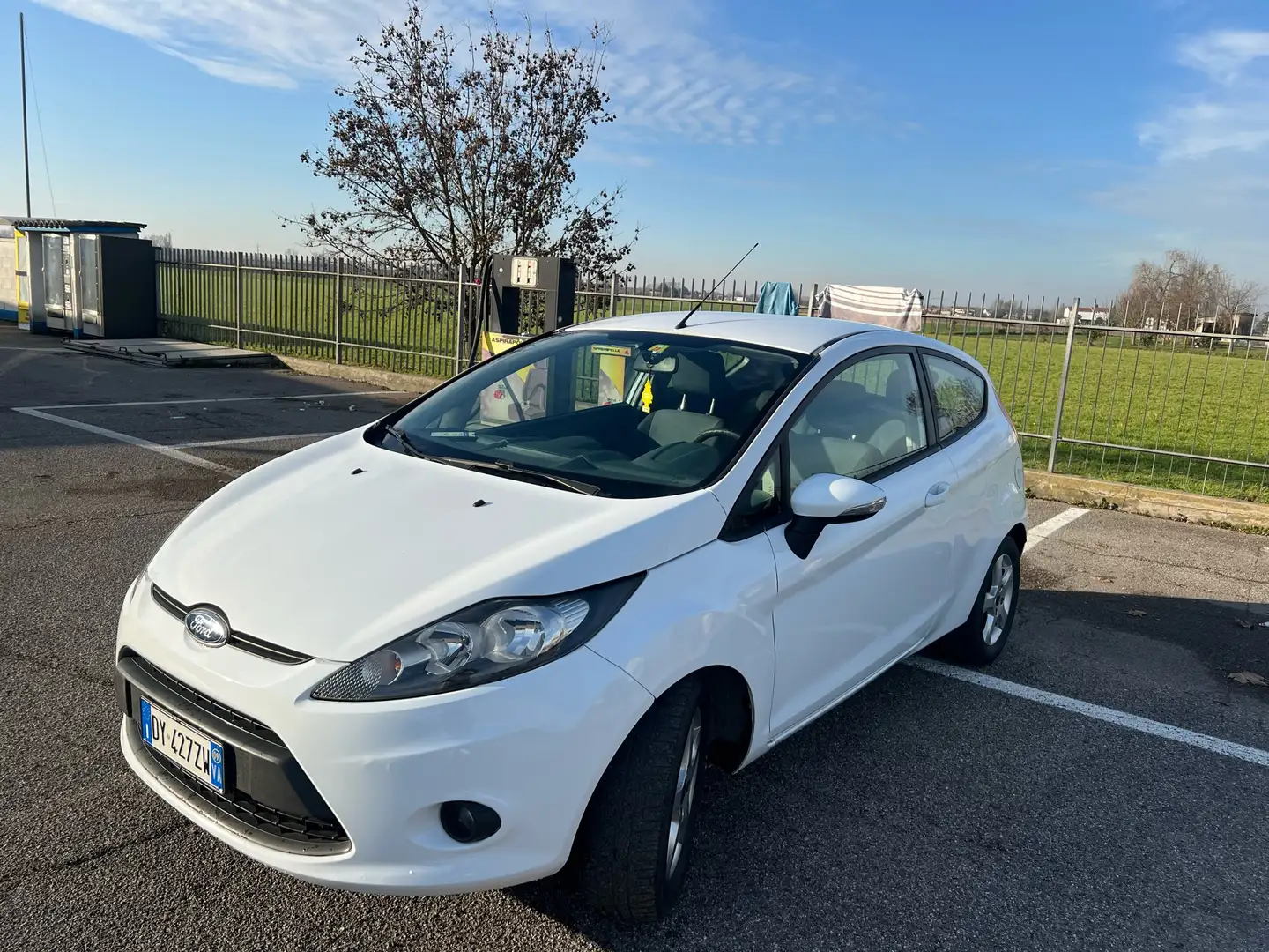 Ford Fiesta - 2