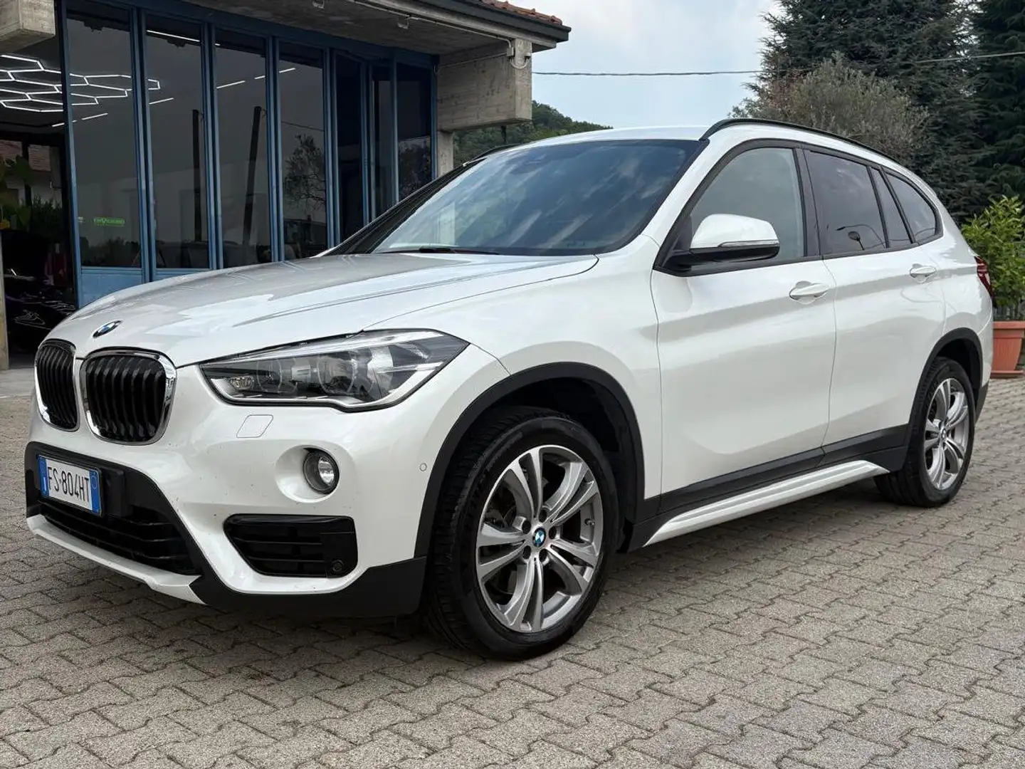 BMW X1 20D Xdrive Sport Blanc - 1