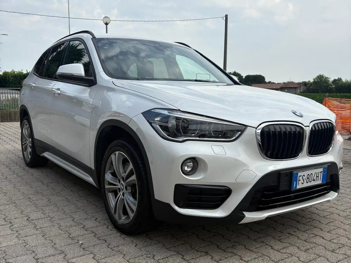 BMW X1 20D Xdrive Sport Blanc - 2