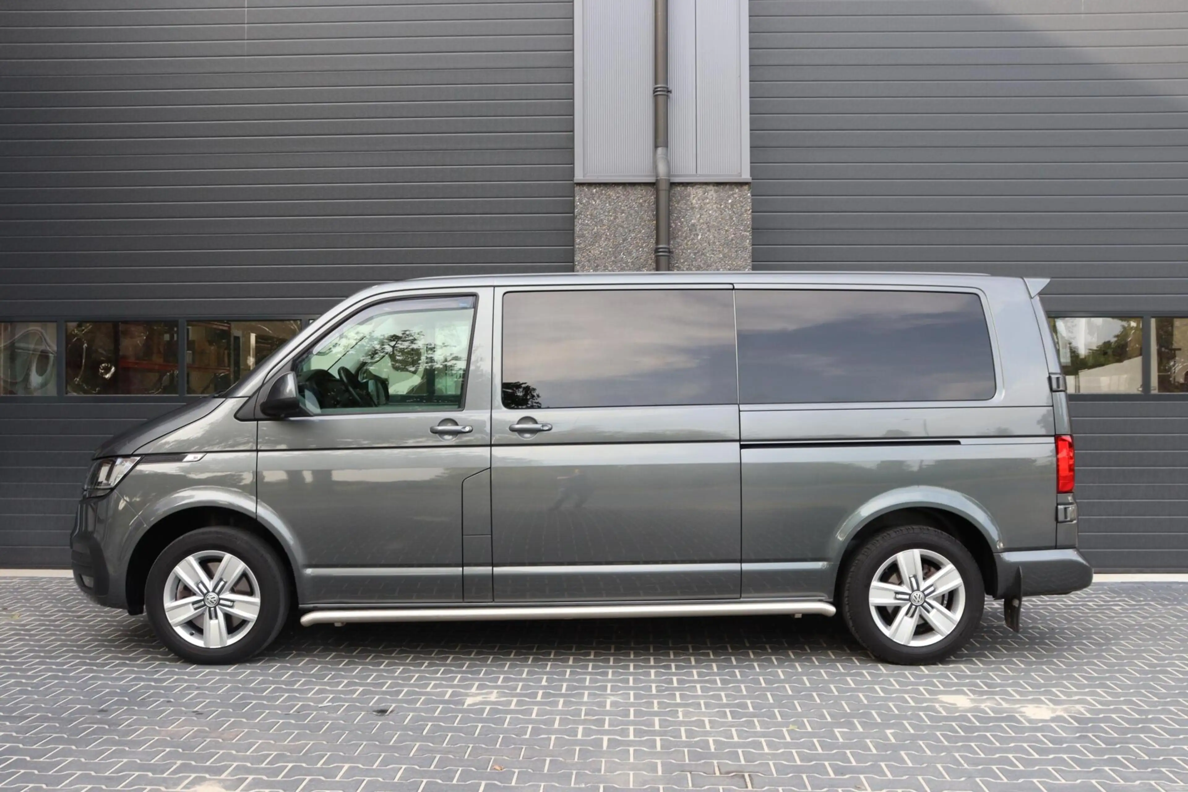 Volkswagen T6.1 Transporter 2.0 TDI L2H1 l 4MOTION l 2x SCHUIFDEUR l AUTOMAAT — photo 13