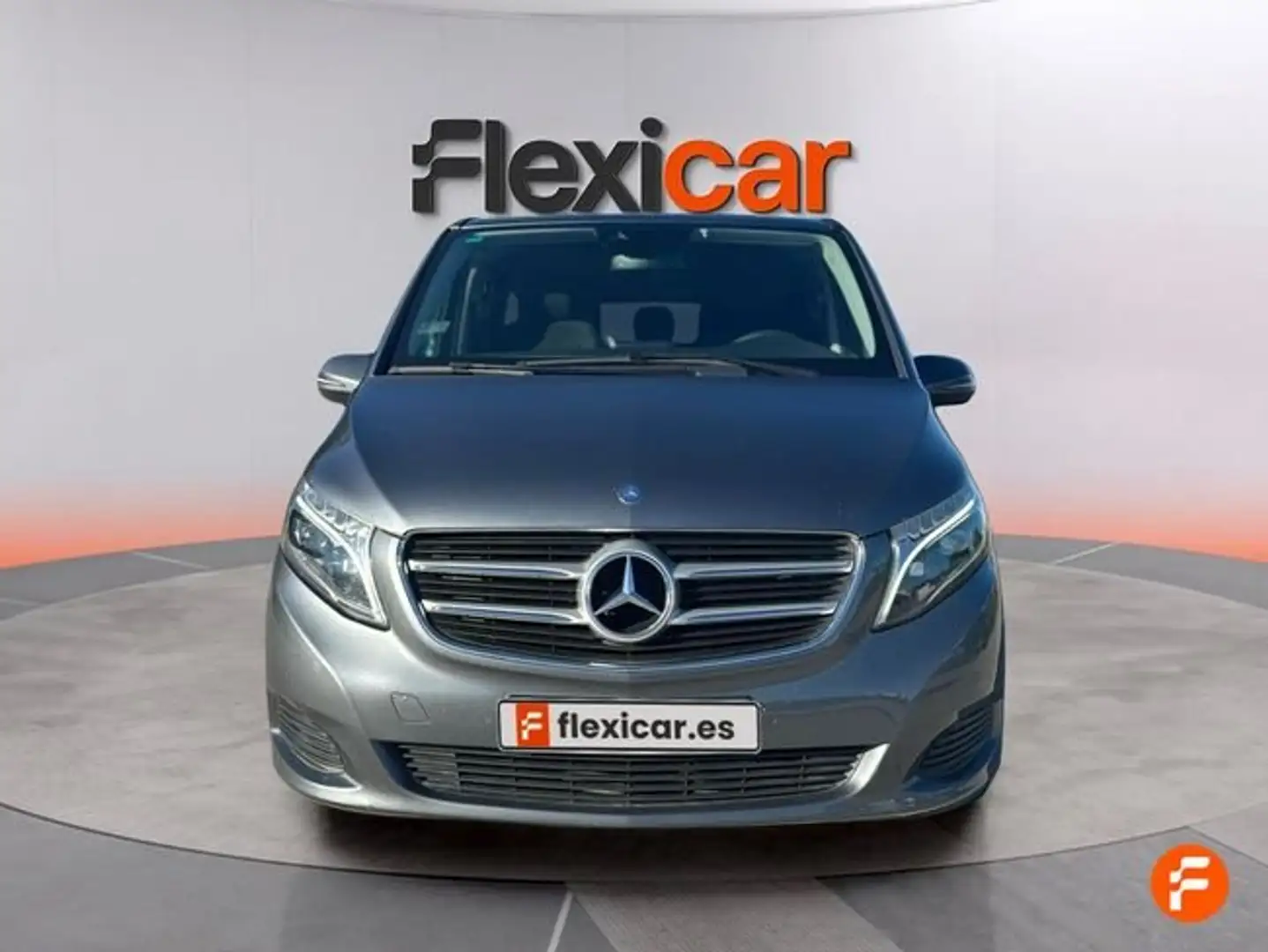 Mercedes-Benz V 220 d Avantgarde Compacto Gris - 2