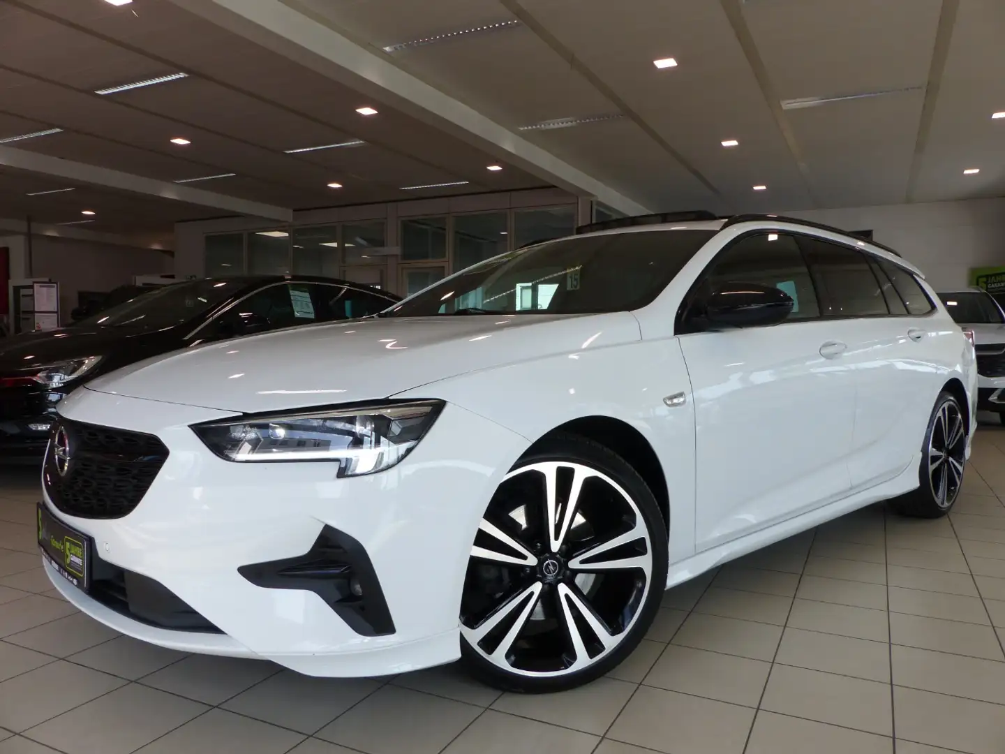 Opel Insignia B Sportstourer 2.0 CDTI ULTIMATE *AHK Bianco - 2