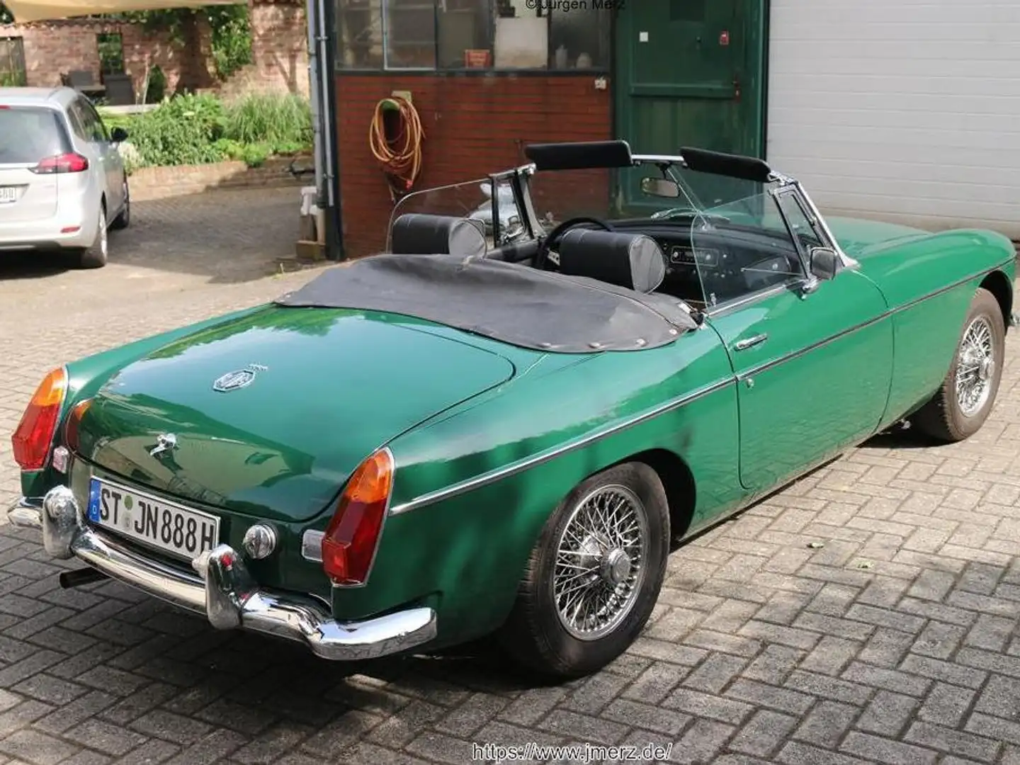 MG MGB Green - 1