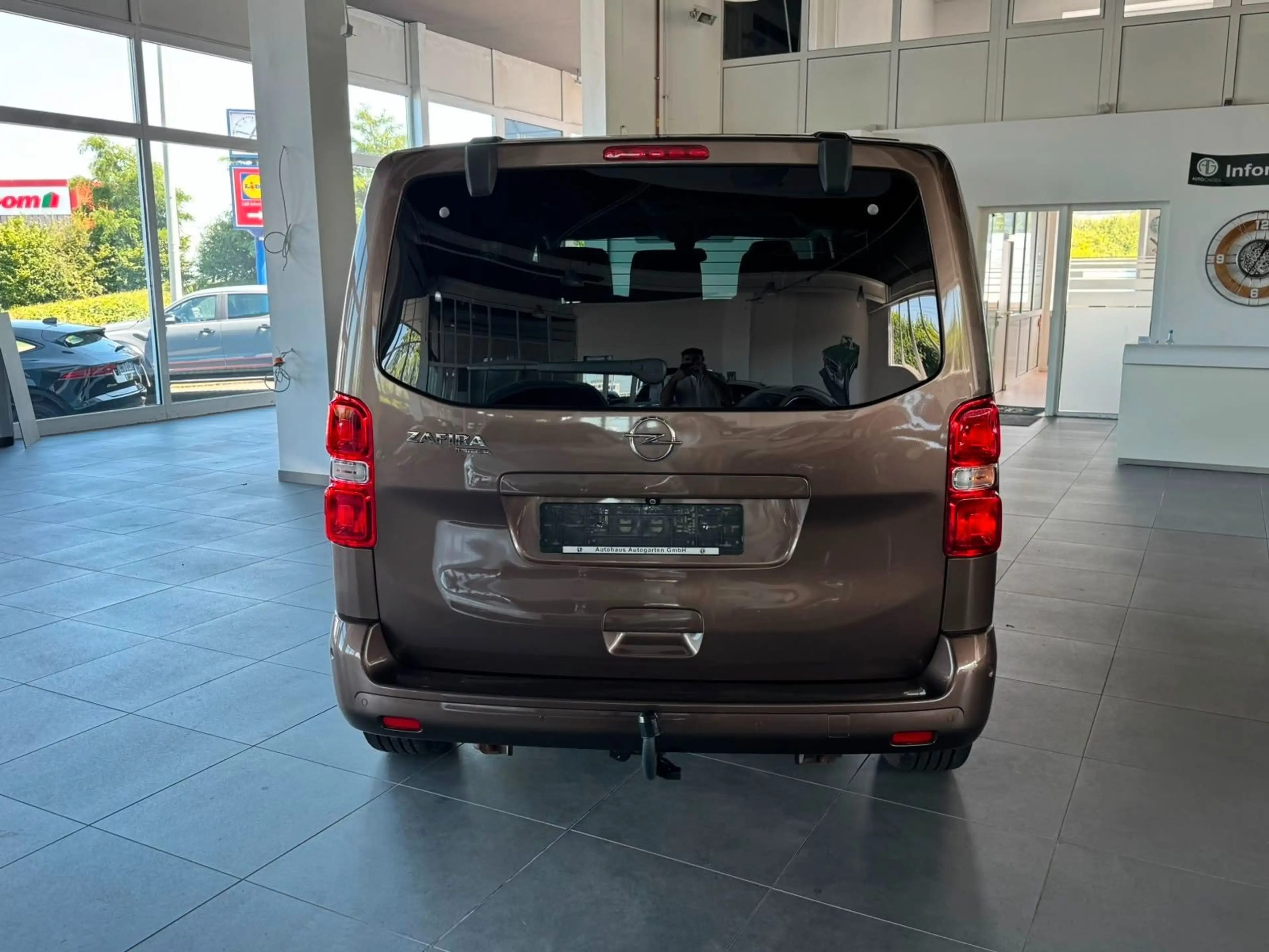 Opel Zafira Life Elegance M*L2*Leder*Navi*AHK.Pa.Dach — photo 6