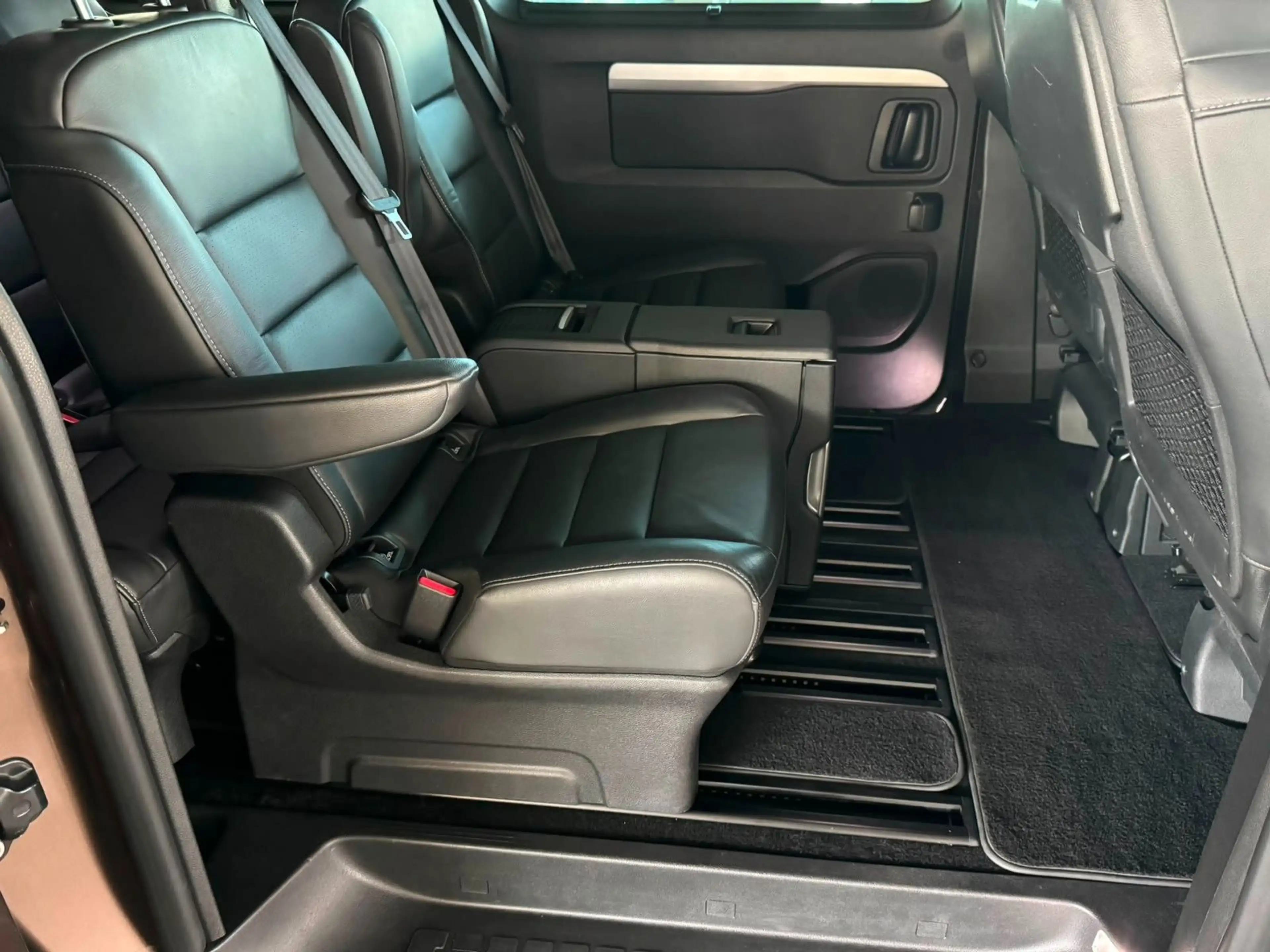 Opel Zafira Life Elegance M*L2*Leder*Navi*AHK.Pa.Dach — photo 8