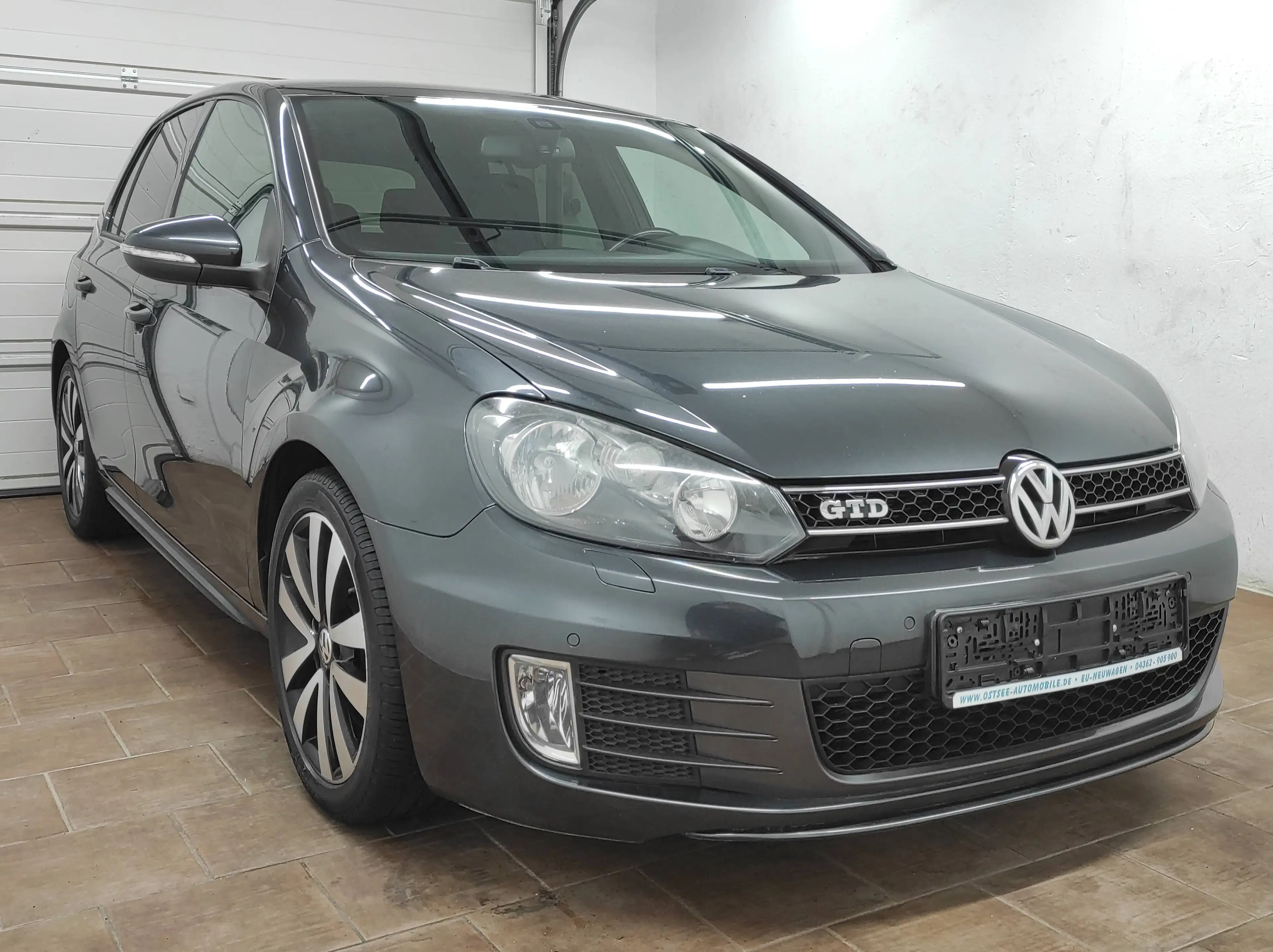 Volkswagen Golf GTD 2.0 TDI KLIMAA NAVI TEMP BC SHZ PDC AHK 6-GANG TEMP BC — photo 4
