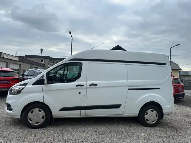 Ford Transit Custom view 4