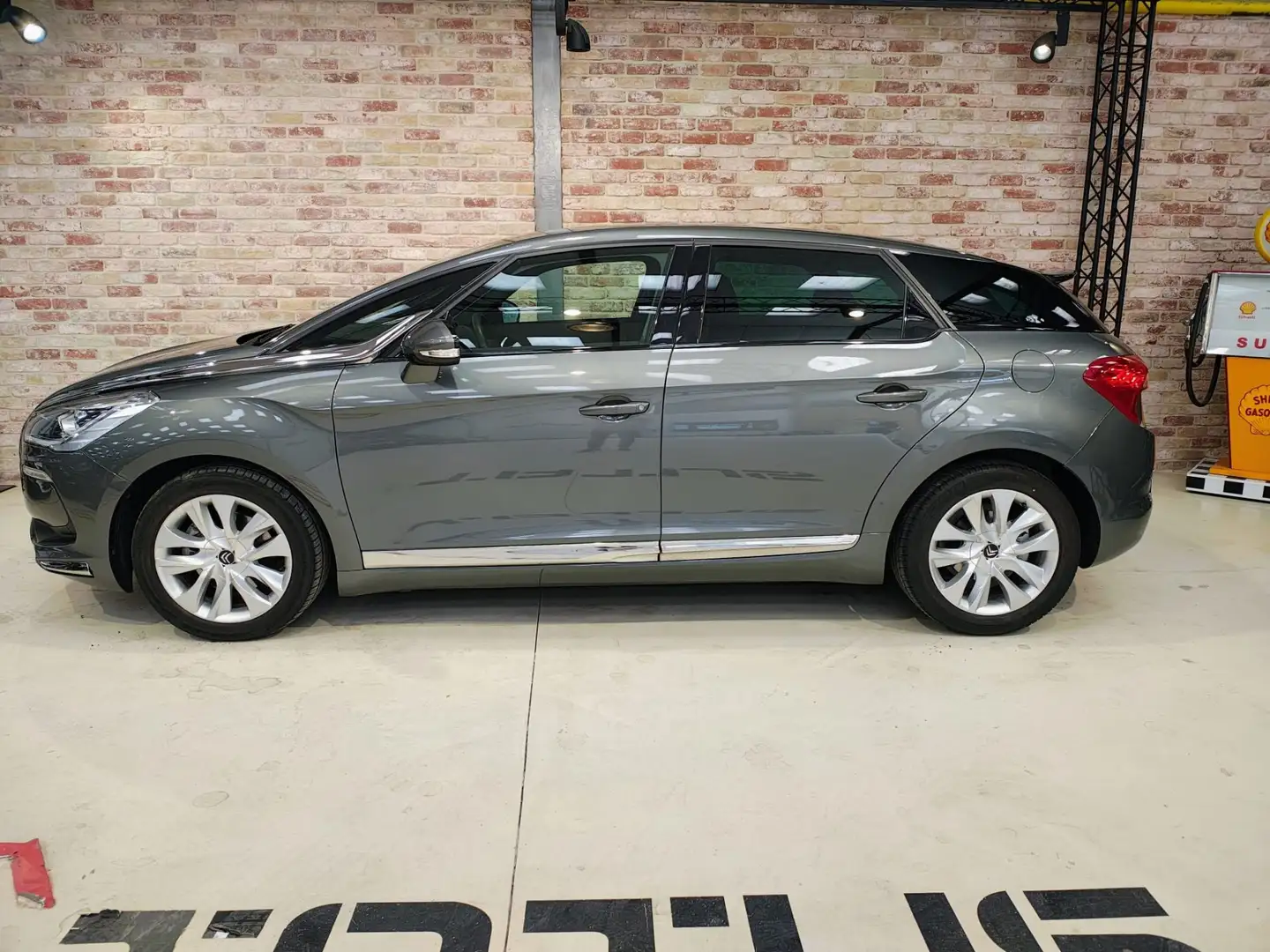 DS Automobiles DS 5 34650 KM. 1EIG. AUTOMAAT. Gris - 2