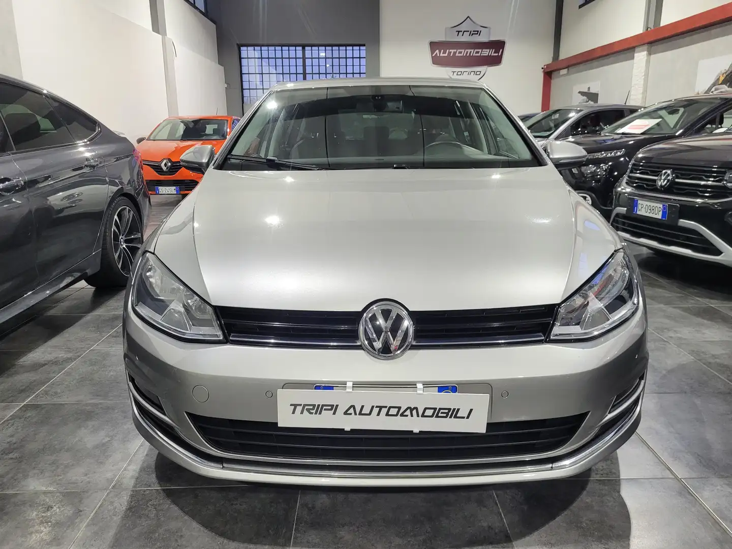 Volkswagen Golf 1.4 TSI 122CV 5Pa Grijs - 2