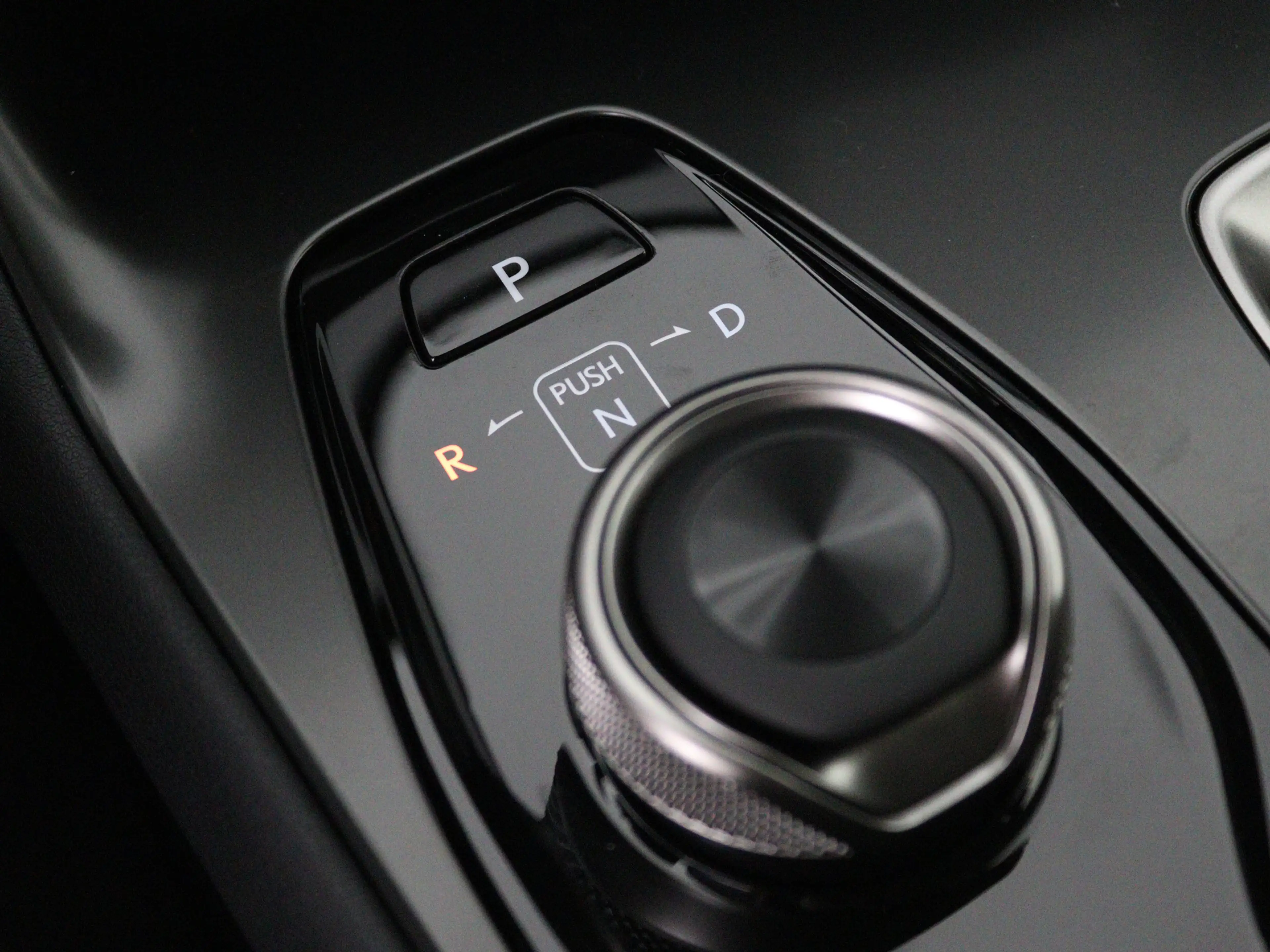 Lexus RZ 300e Business Line 71 kWh — photo 13
