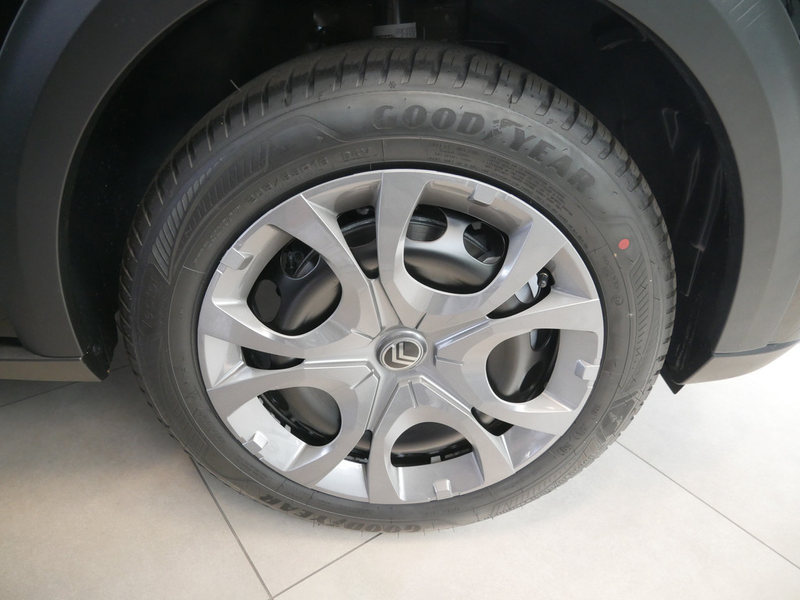 Citroen C3 Turbo 100 MAX PDC SHZ KAMERA NAVI LED — photo 5