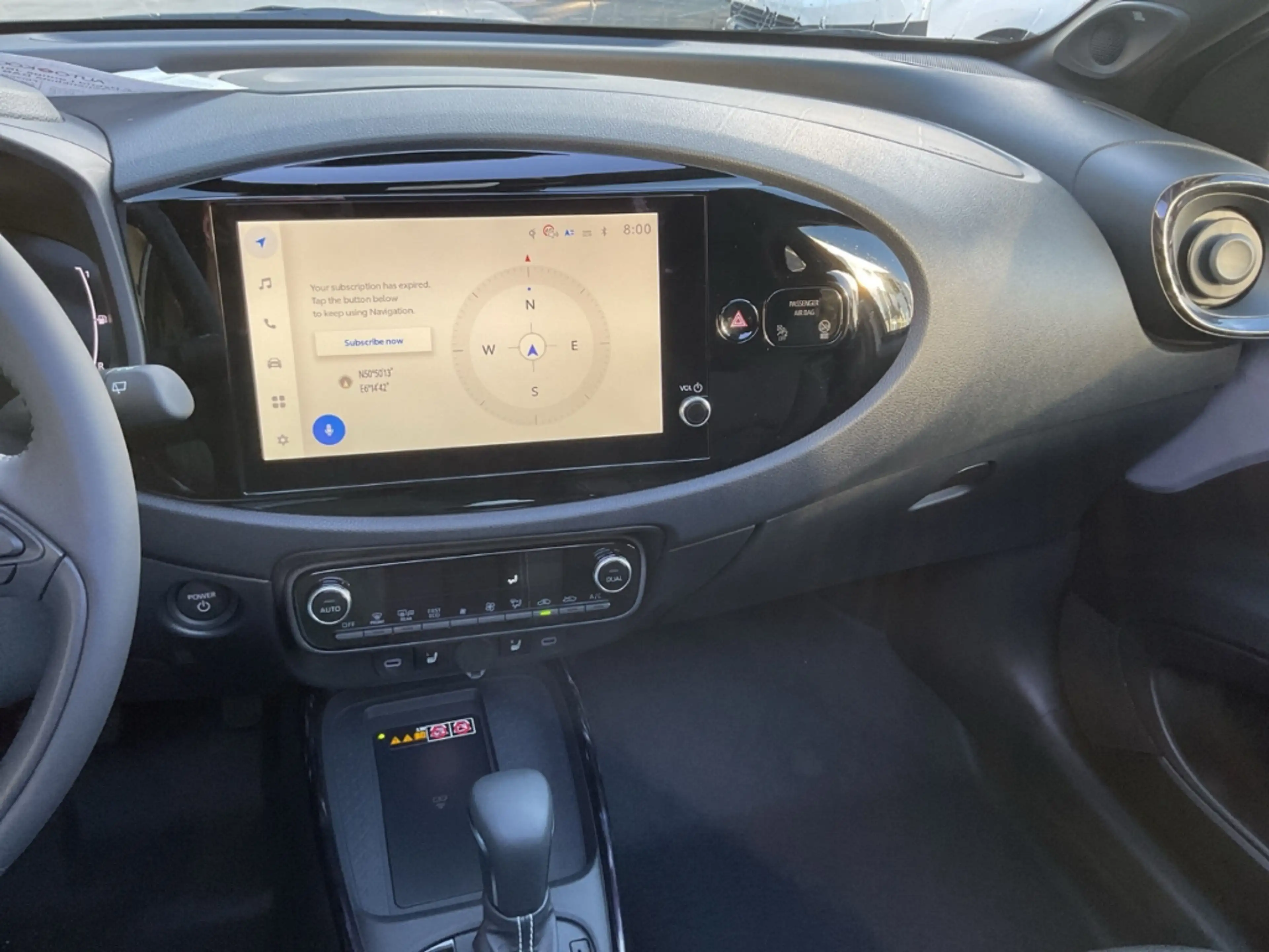 Toyota Aygo X Hybrid Lounge JBL LED Apple CarPlay Android Auto M — photo 15