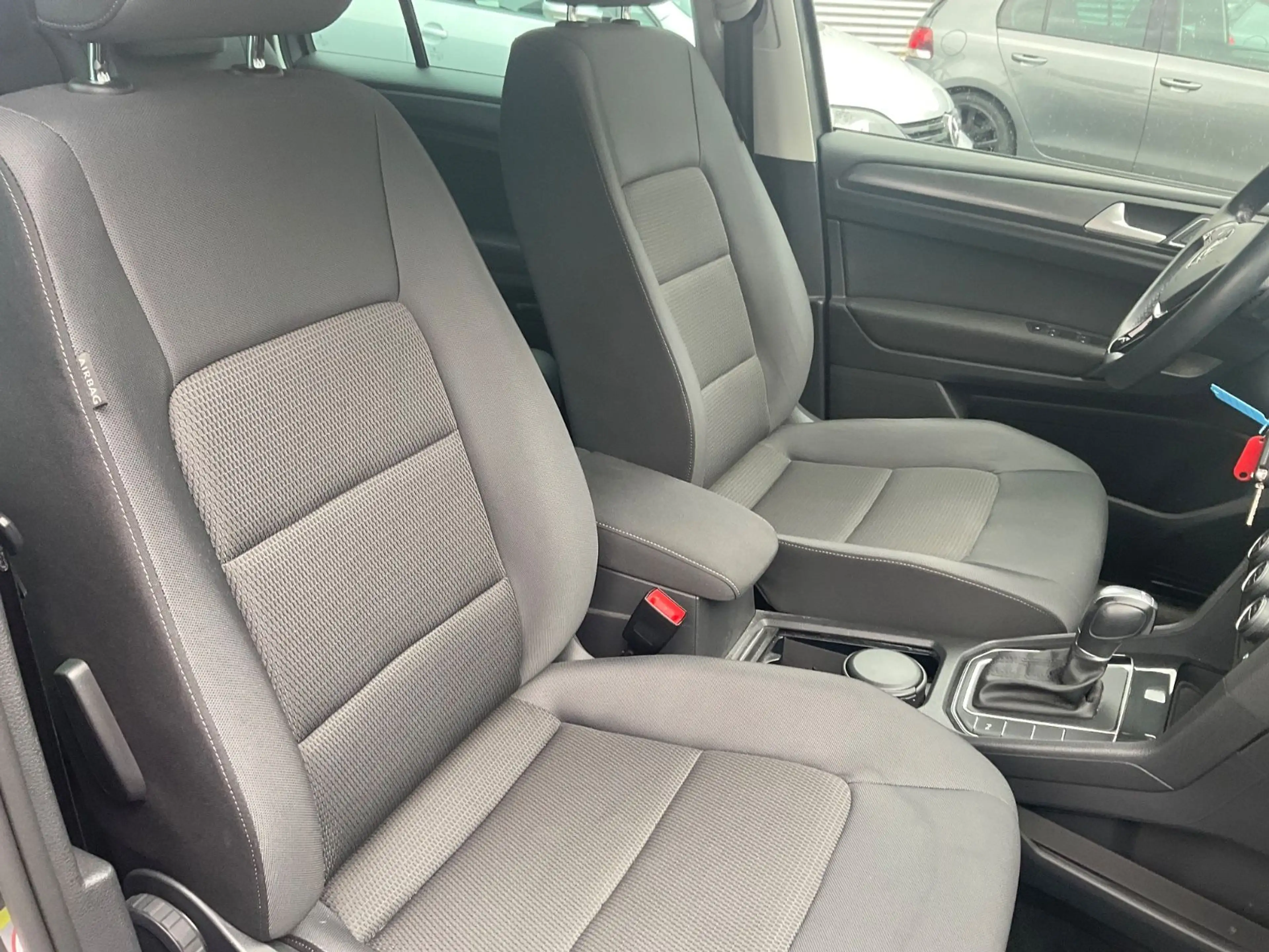 Volkswagen Golf Sportsvan 1.5 TSI ACT Comfortline Automatik — photo 10
