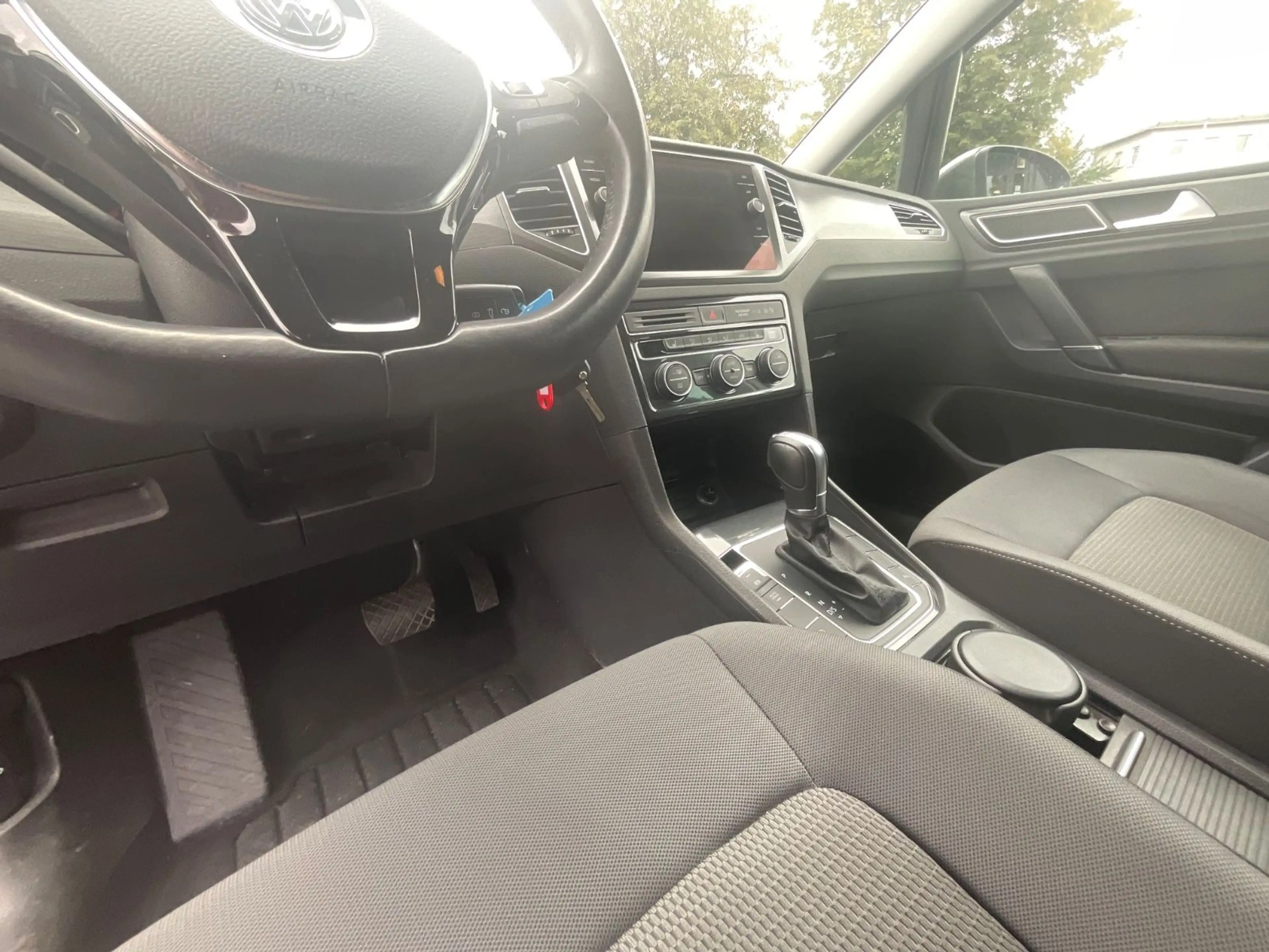 Volkswagen Golf Sportsvan 1.5 TSI ACT Comfortline Automatik — photo 13