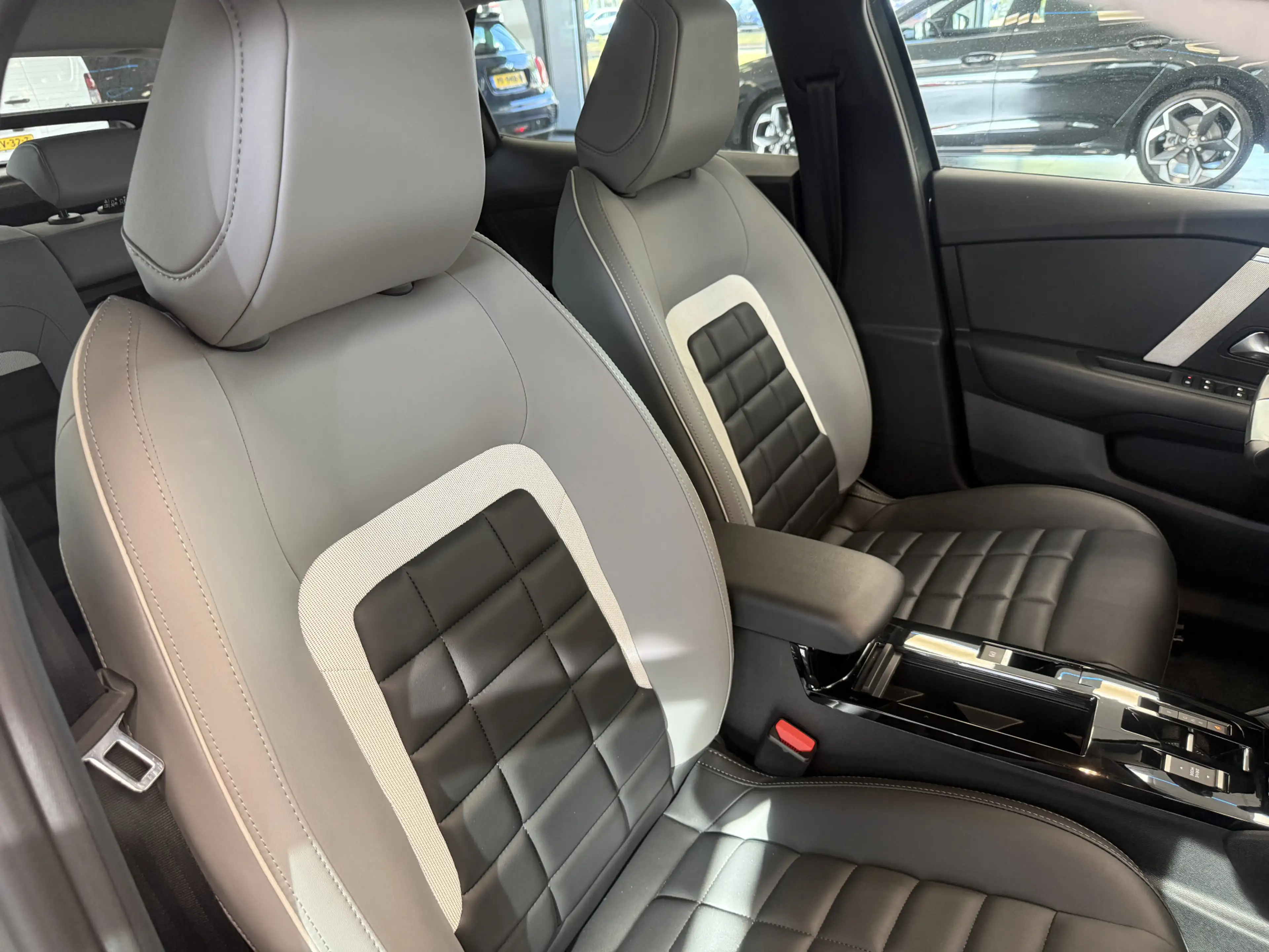 Citroen E-C4 Electric Max 156pk Extended range 54 kWh ACC PDC Blindspot — photo 16