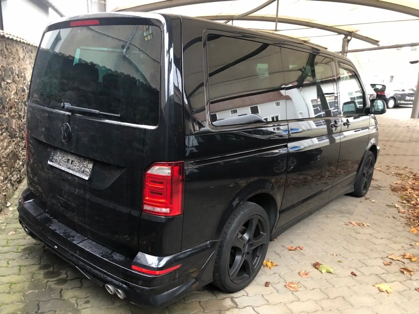 Volkswagen T6 Multivan Multivan Generation Six Schwarz - 2