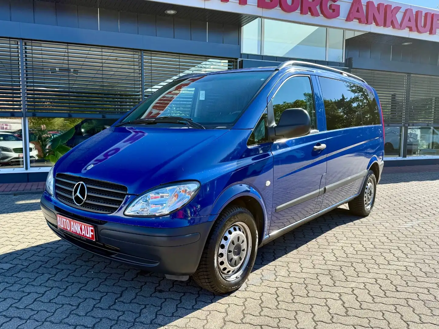 Mercedes-Benz Vito Kombi 115 CDI kompakt 8-Sitzer Blau - 2