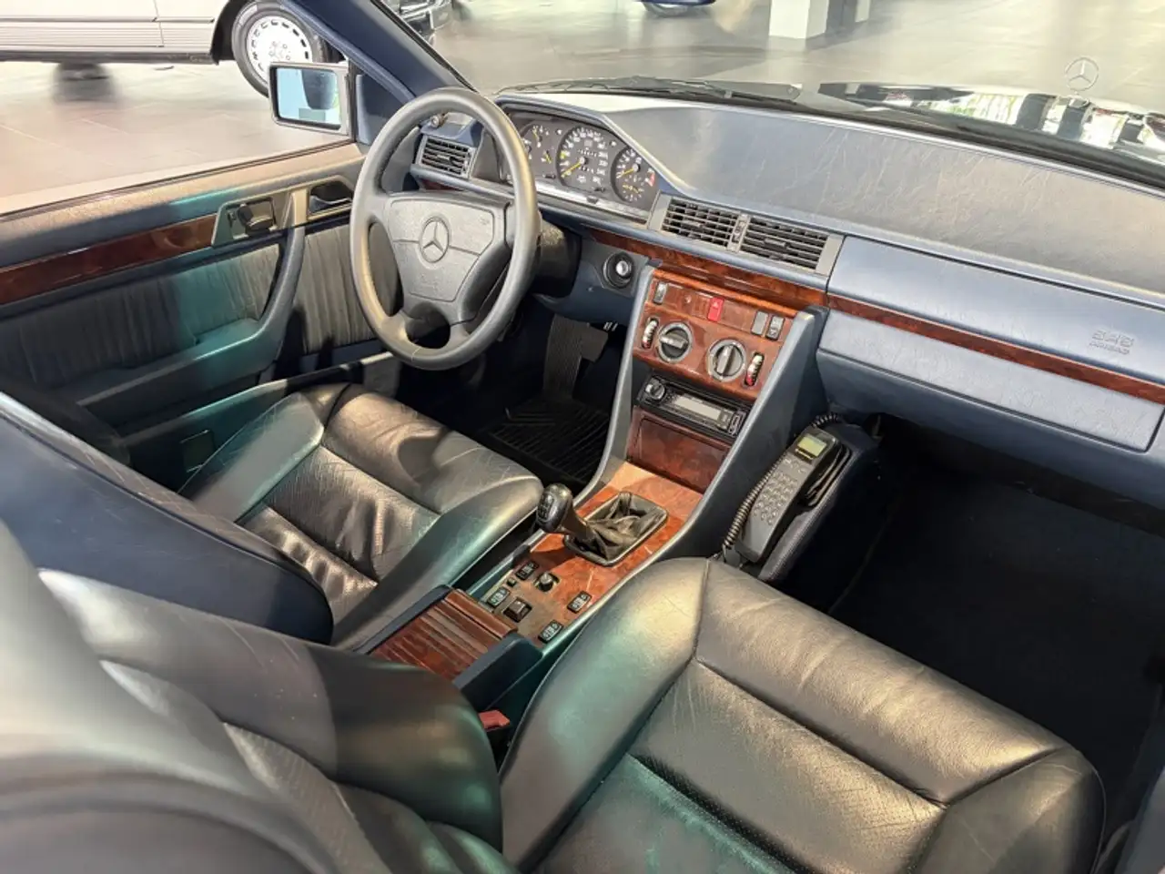 Mercedes-Benz E 300 Classe Cabriolet 300CE 24V 300 CE-24 Cabrio 220cv, foto 4