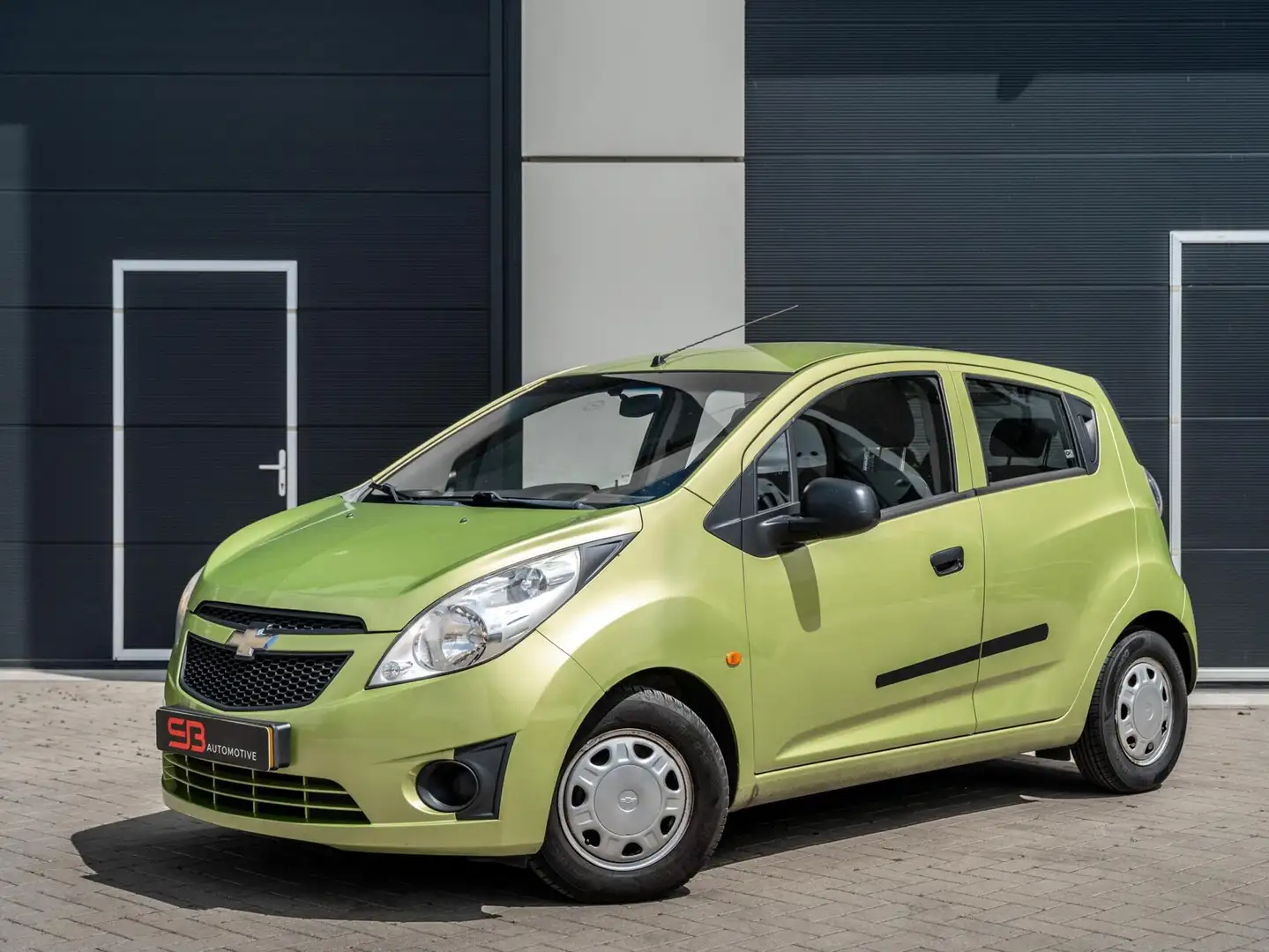 Chevrolet Spark 1.0 16V LS Bi-Fuel Grün - 1