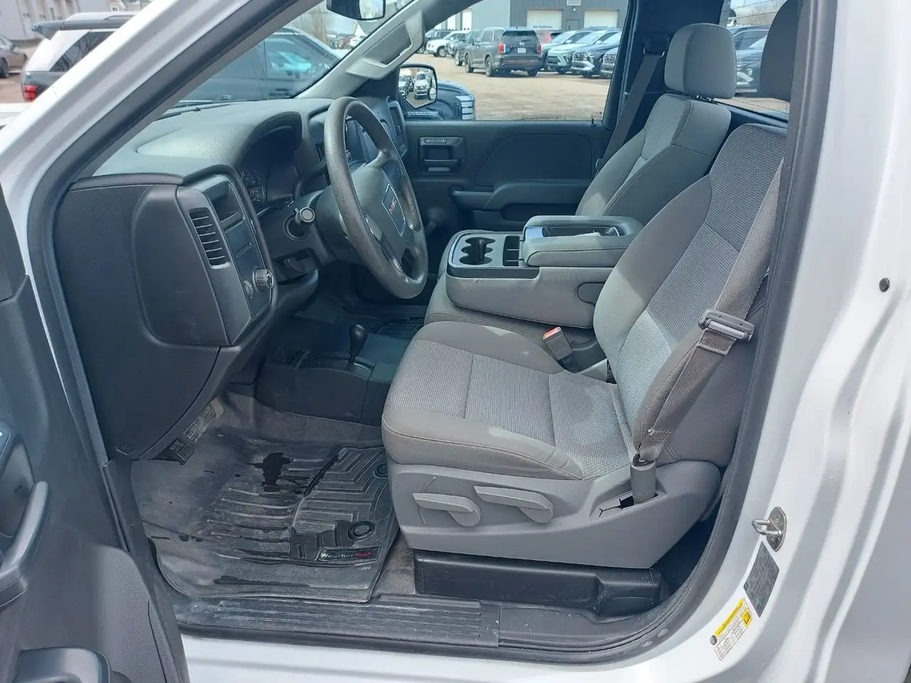 GMC Sierra 1500 снимка GMC Sierra 1500