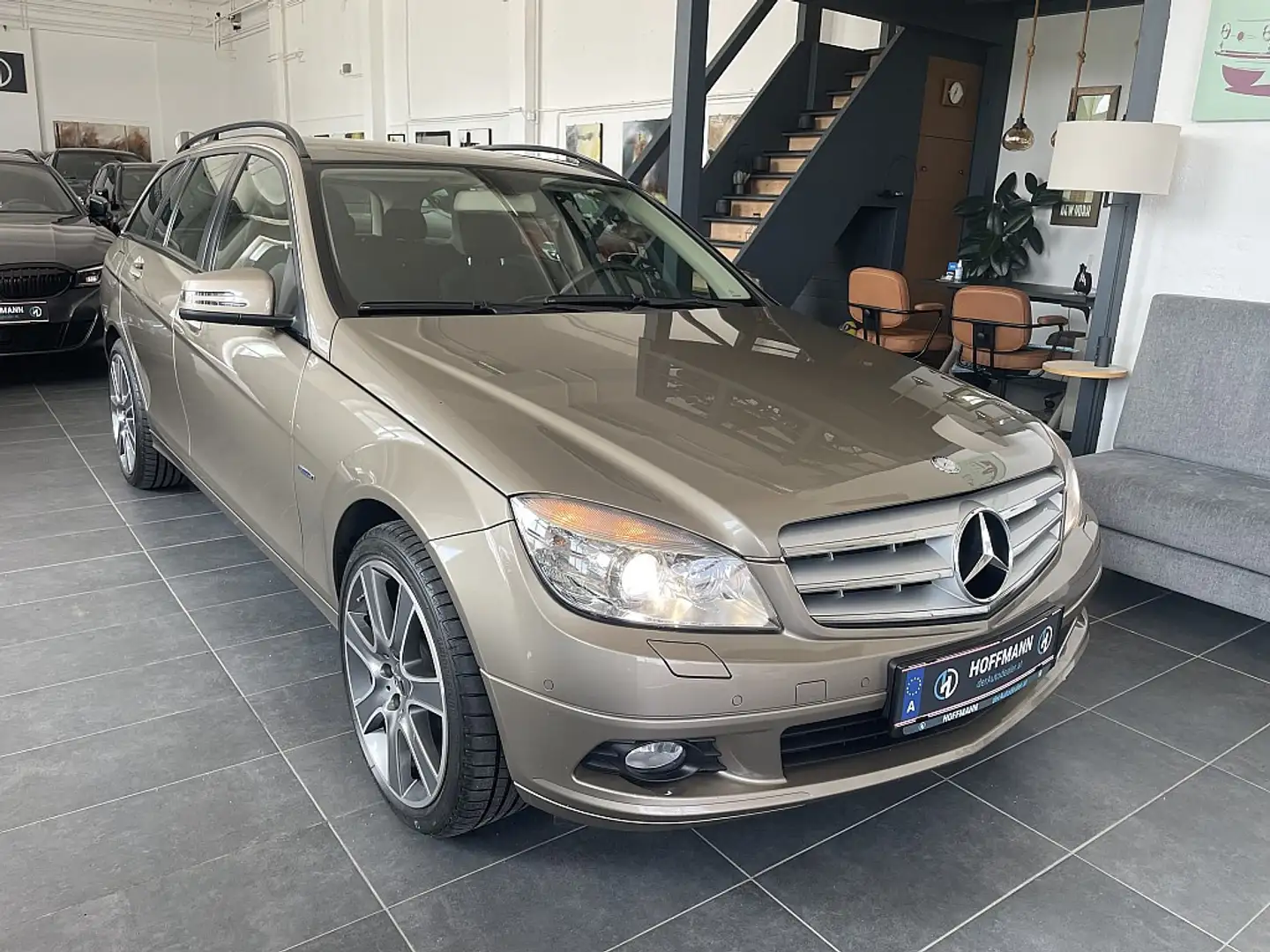 Mercedes-Benz C 200 T Classic BlueEfficiency CDI Beige - 1