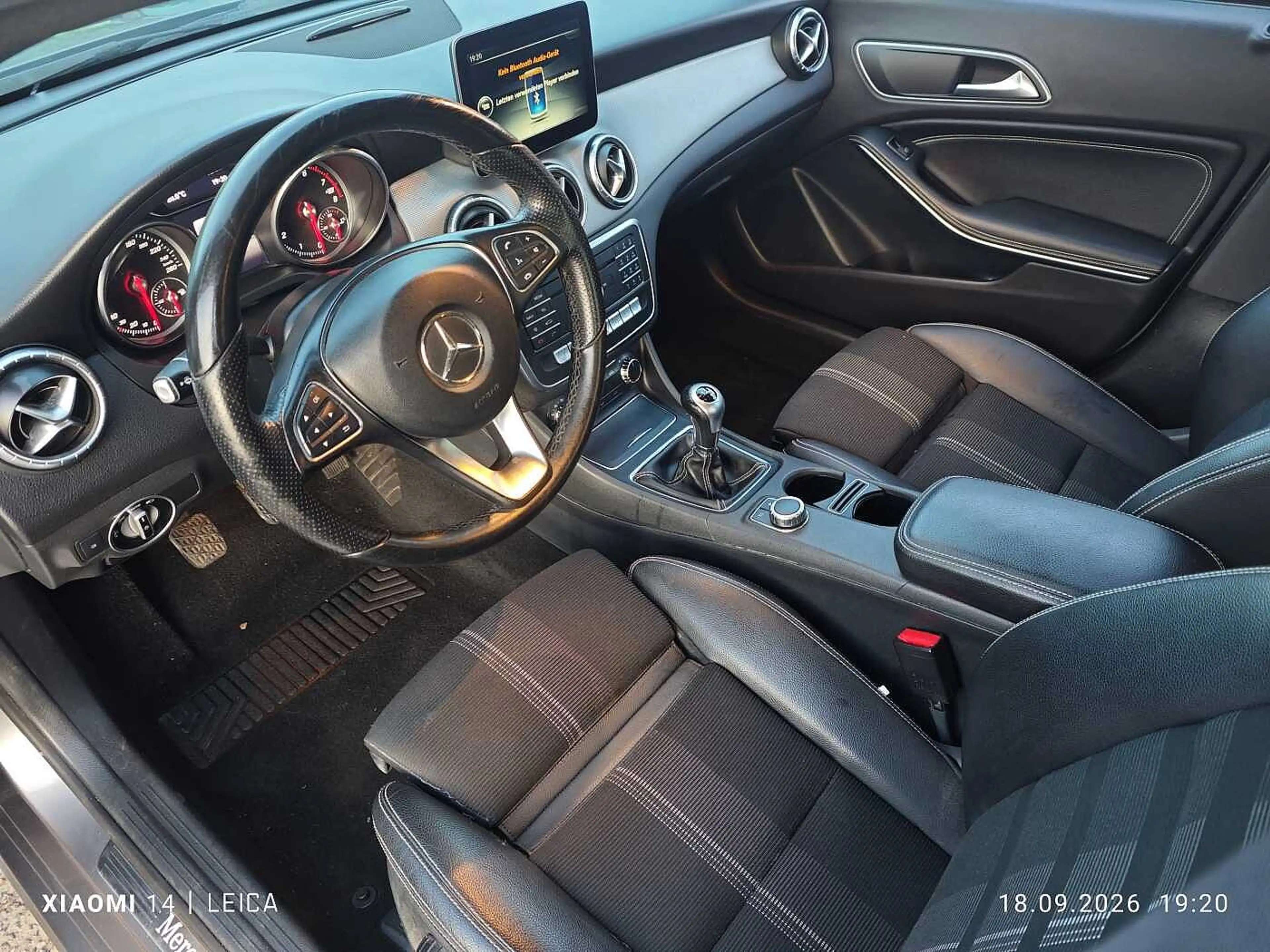 Mercedes-Benz CLA 180 Urban — photo 10
