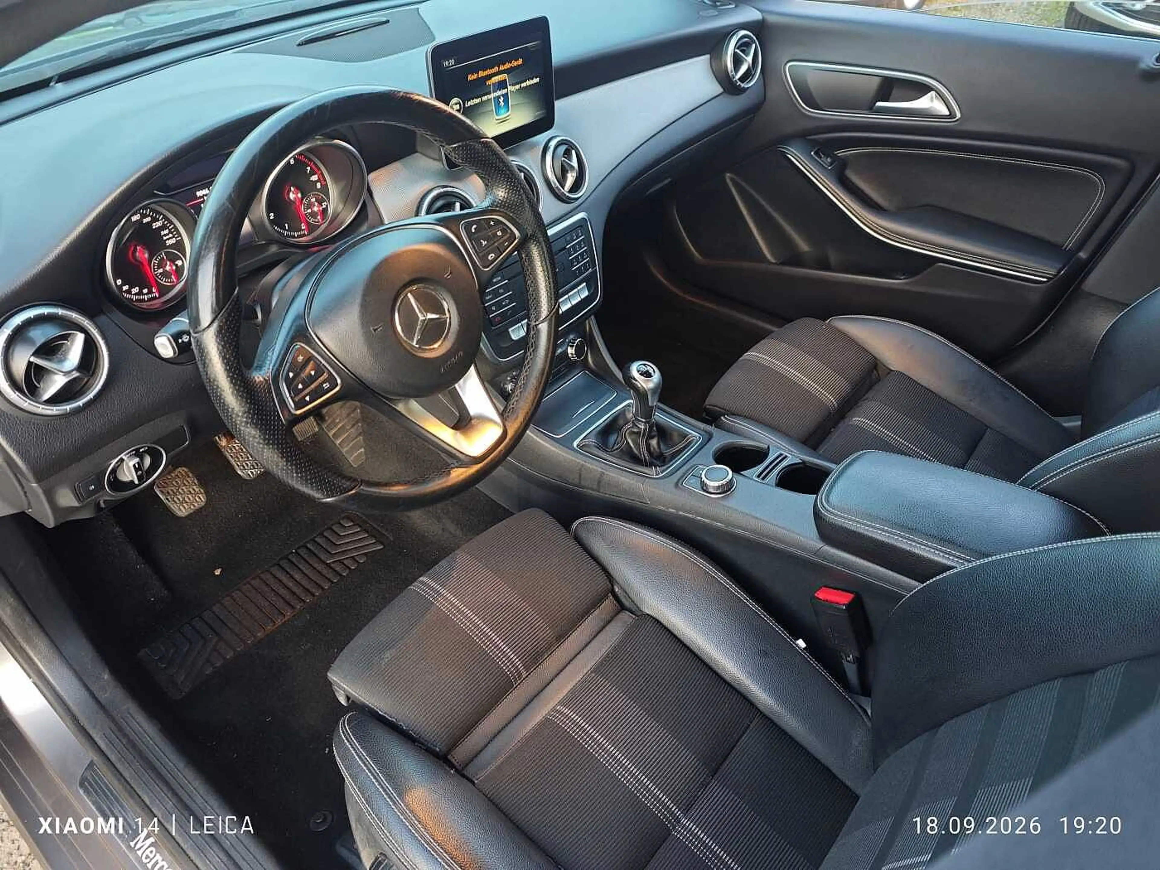 Mercedes-Benz CLA 180 Urban — photo 8