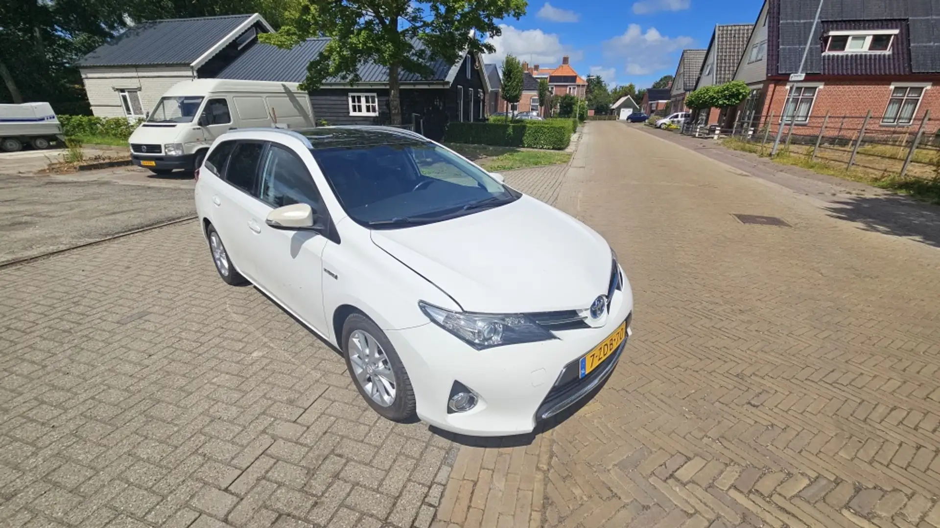 Toyota Auris Touring Sports 1.8 Hybr. Lease Wit - 1