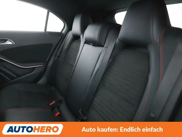 Mercedes-Benz A Class view 14