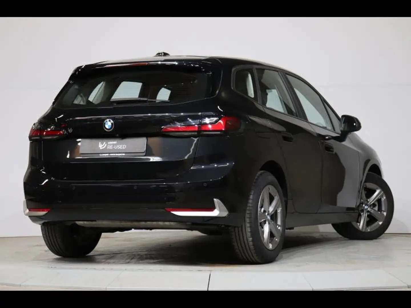 BMW 218 i Active Tourer Zwart - 2