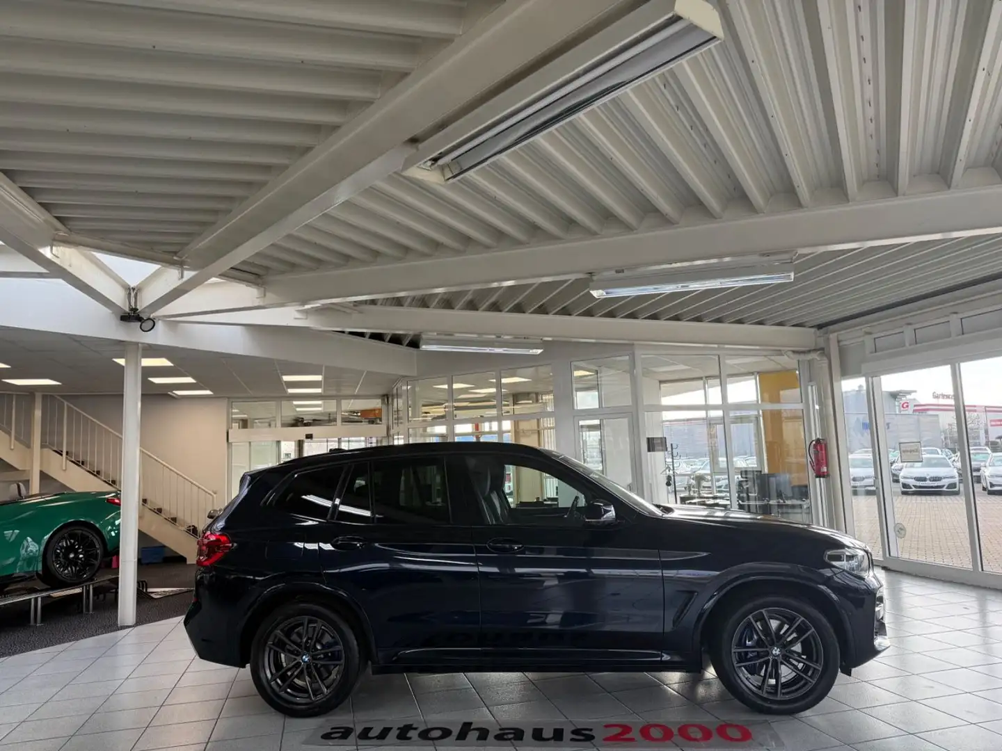 BMW X3 xDrive 30i M Sportpaket AUT./LED/CAM/LIVE C. Schwarz - 2