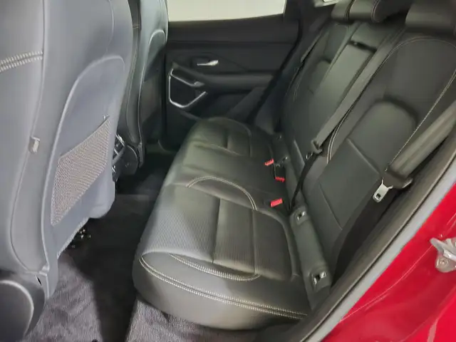 Jaguar E-Pace view 5