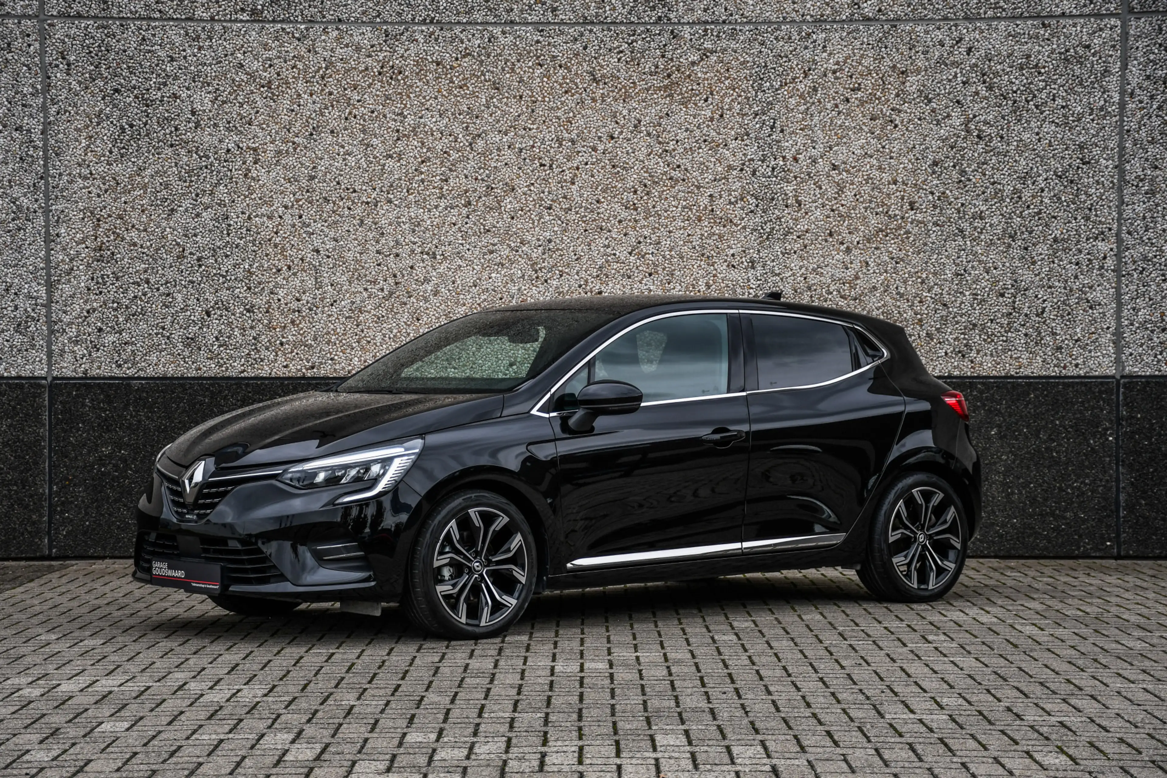 Renault Clio 1.6 E-Tech Full Hybrid 145 Techno — photo 2