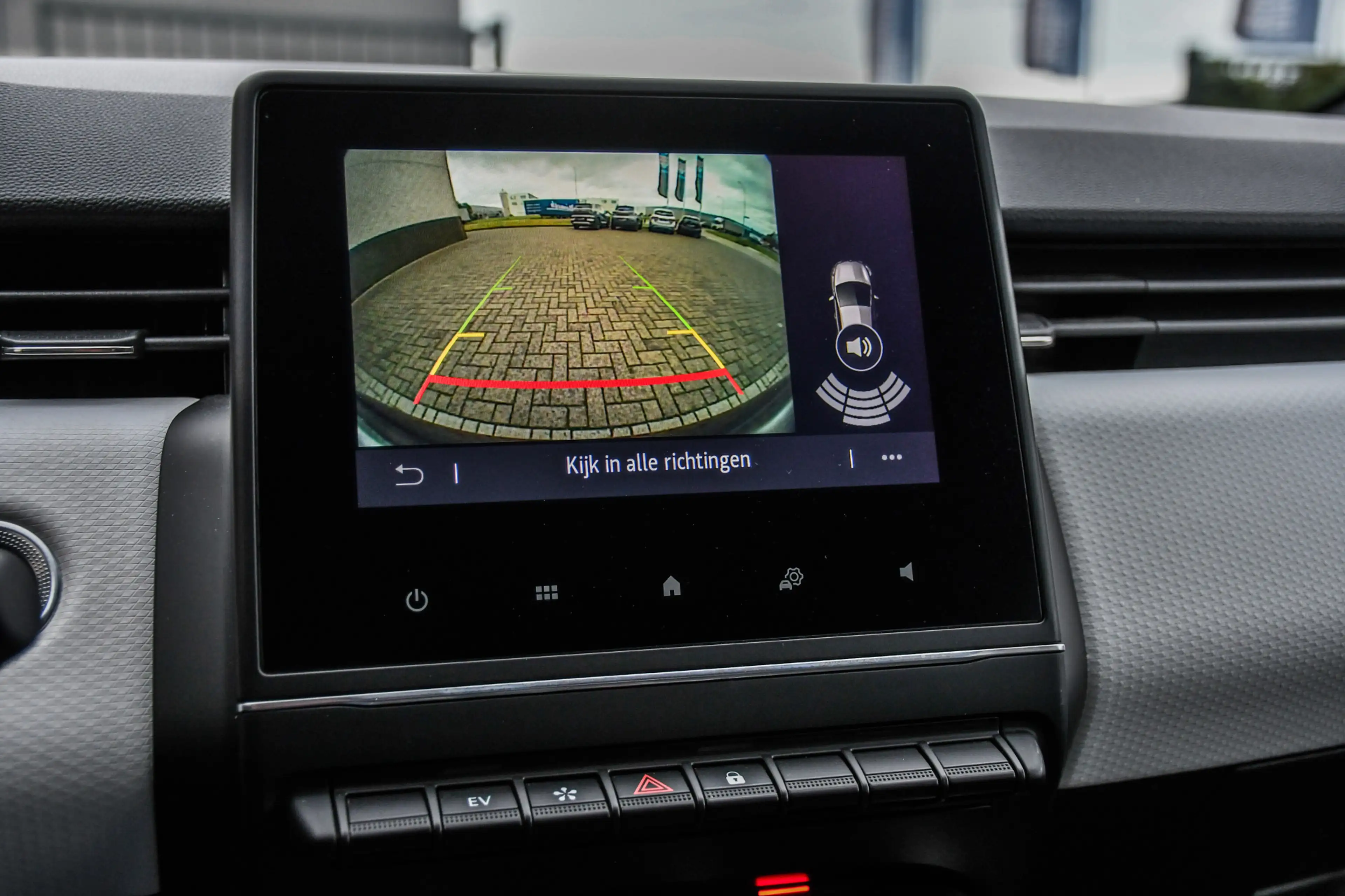 Renault Clio 1.6 E-Tech Full Hybrid 145 Techno — photo 15