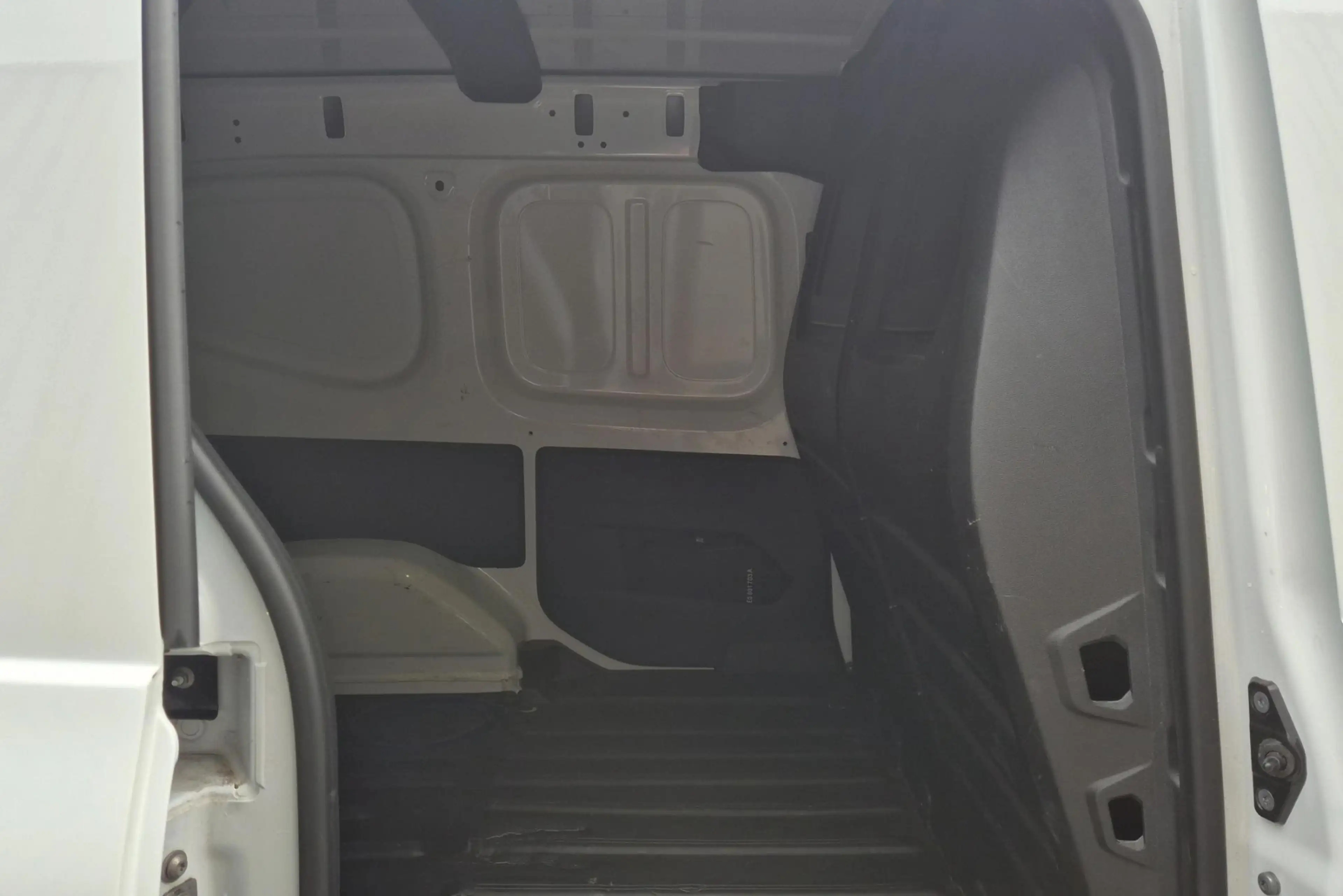 Nissan Townstar VAN L1 1.3 Benz MT - Navi Pack GARANTIE TEM 2029 N — photo 7